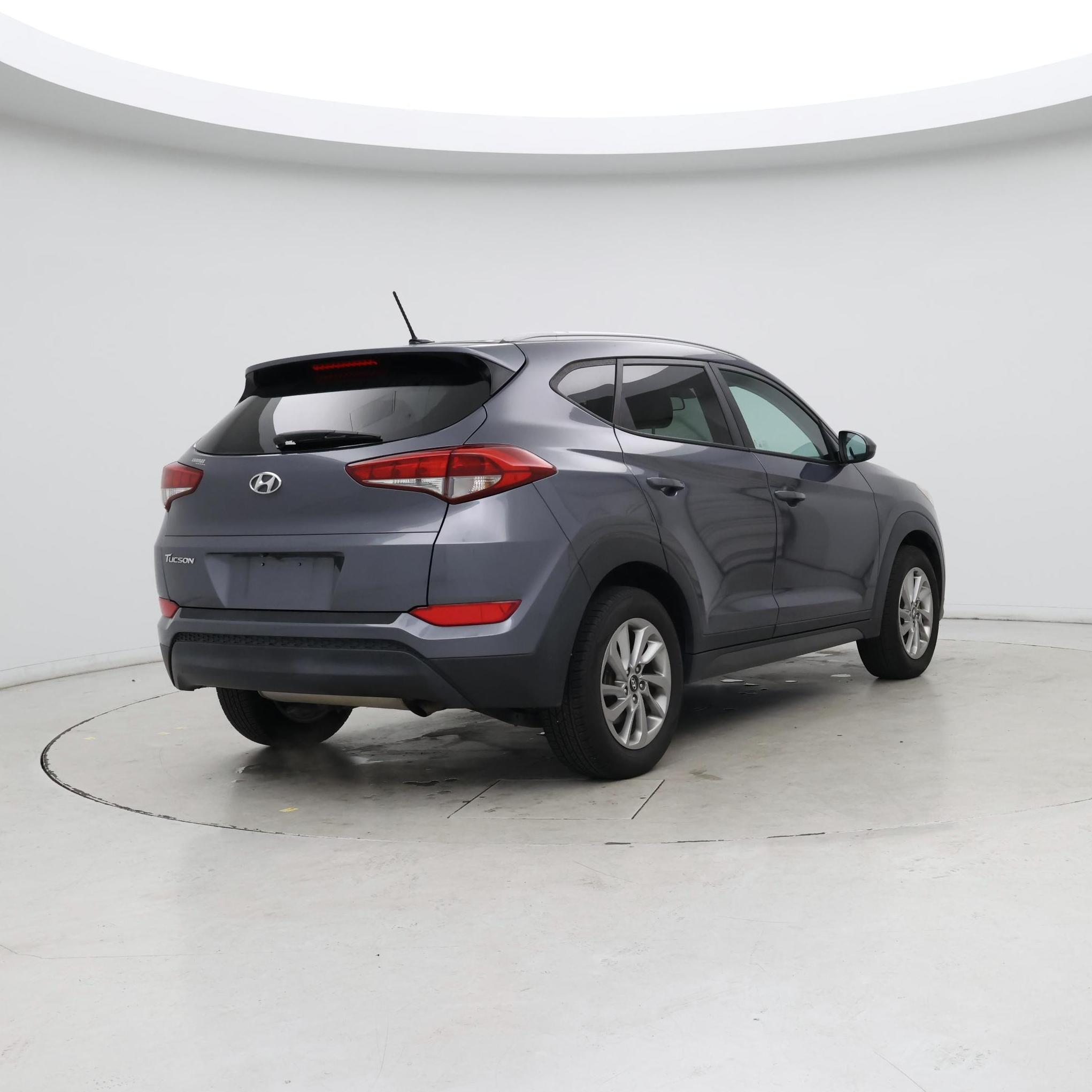 Thumbnail: 2016 Hyundai Tucson - 8