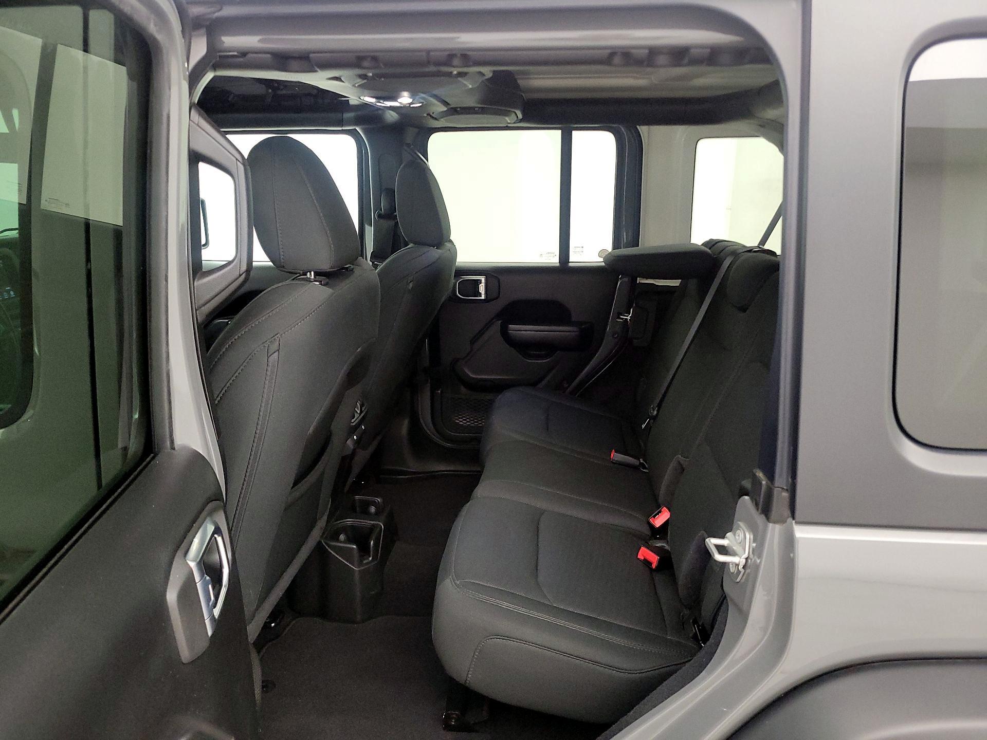 Thumbnail: 2021 Jeep Wrangler - 19