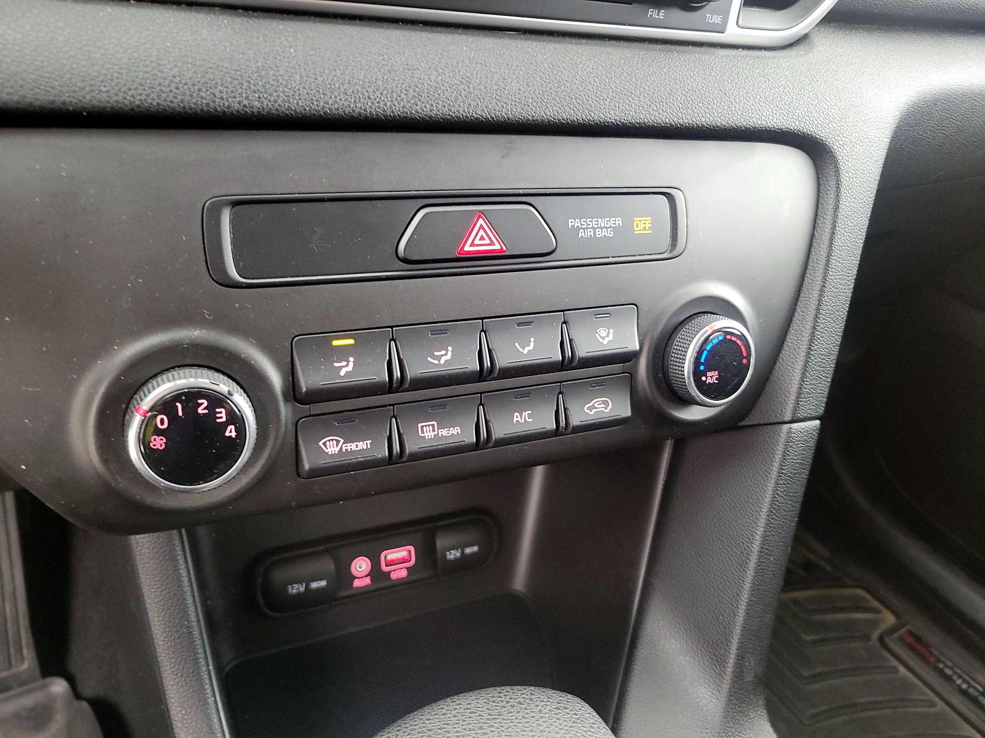 Thumbnail: 2019 Kia Sportage - 16