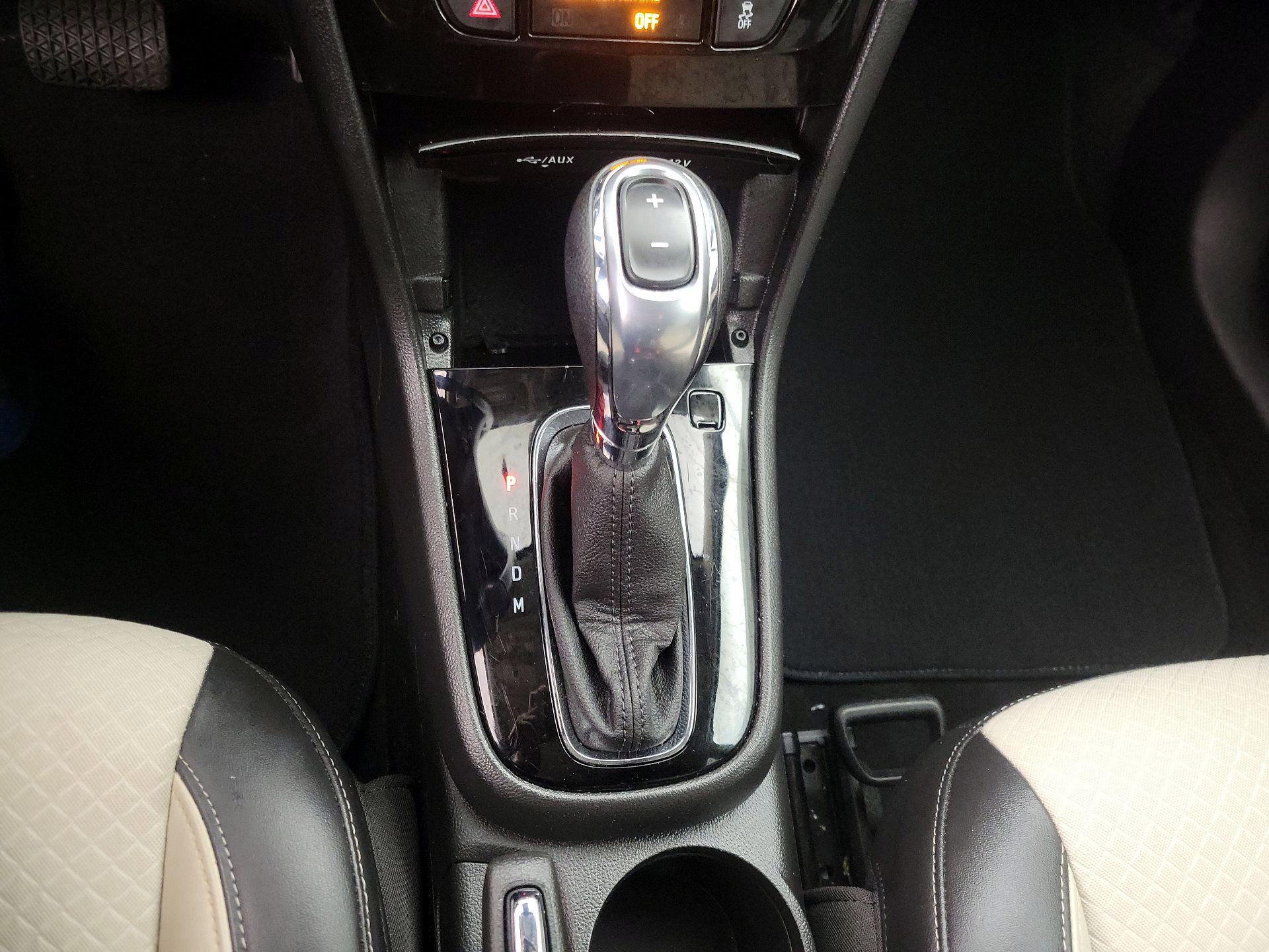 Thumbnail: 2018 Buick Encore - 17