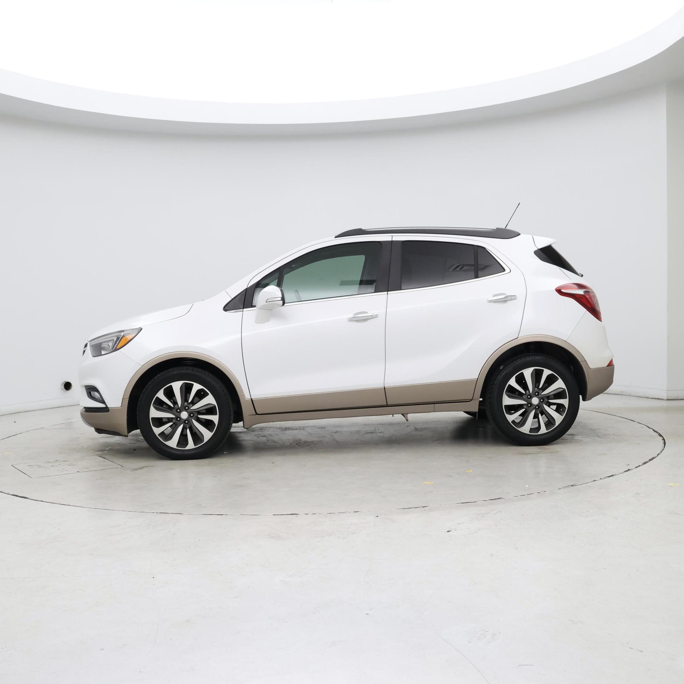 Thumbnail: 2018 Buick Encore - 3