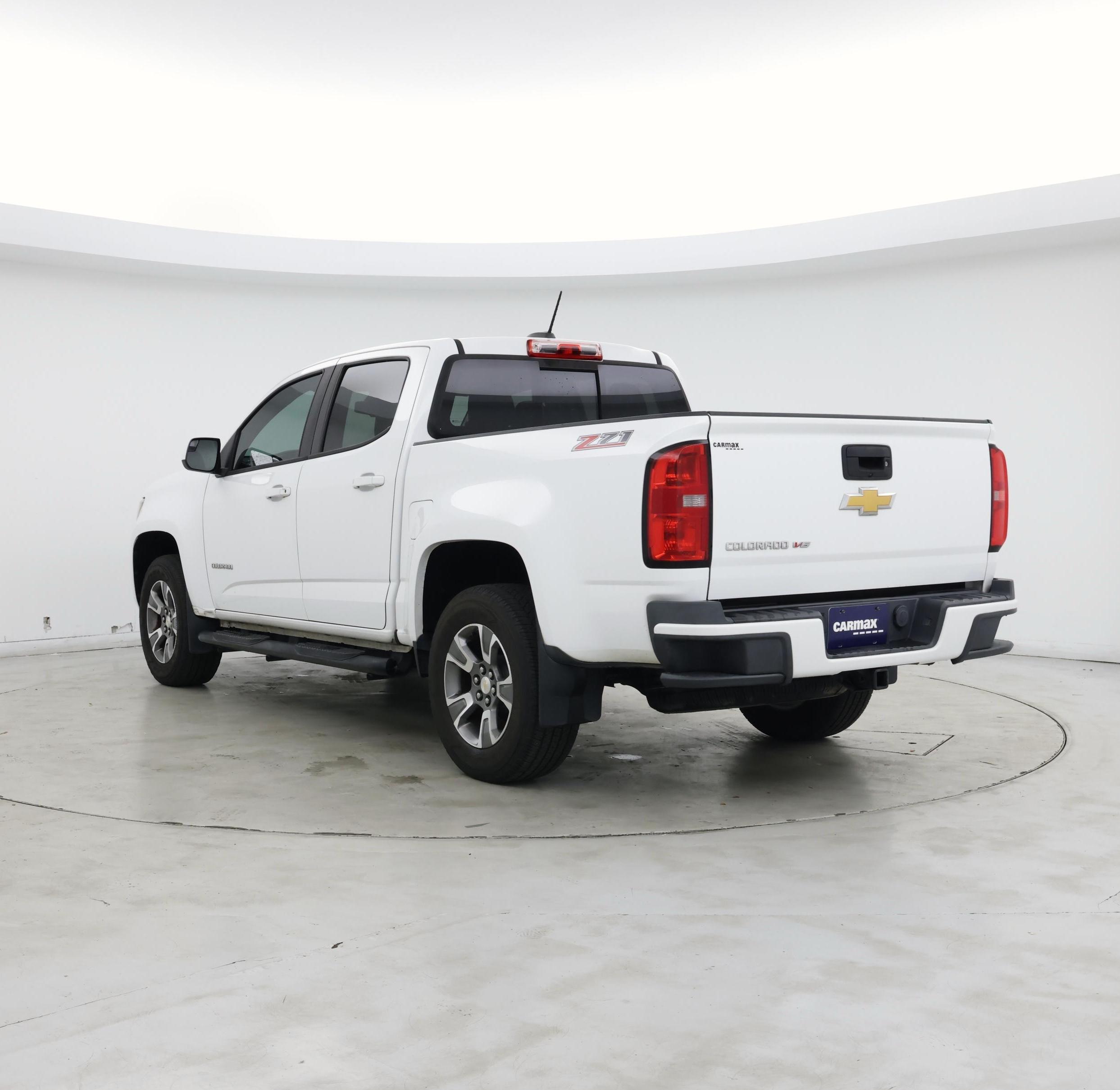 Thumbnail: 2017 Chevrolet Colorado - 2