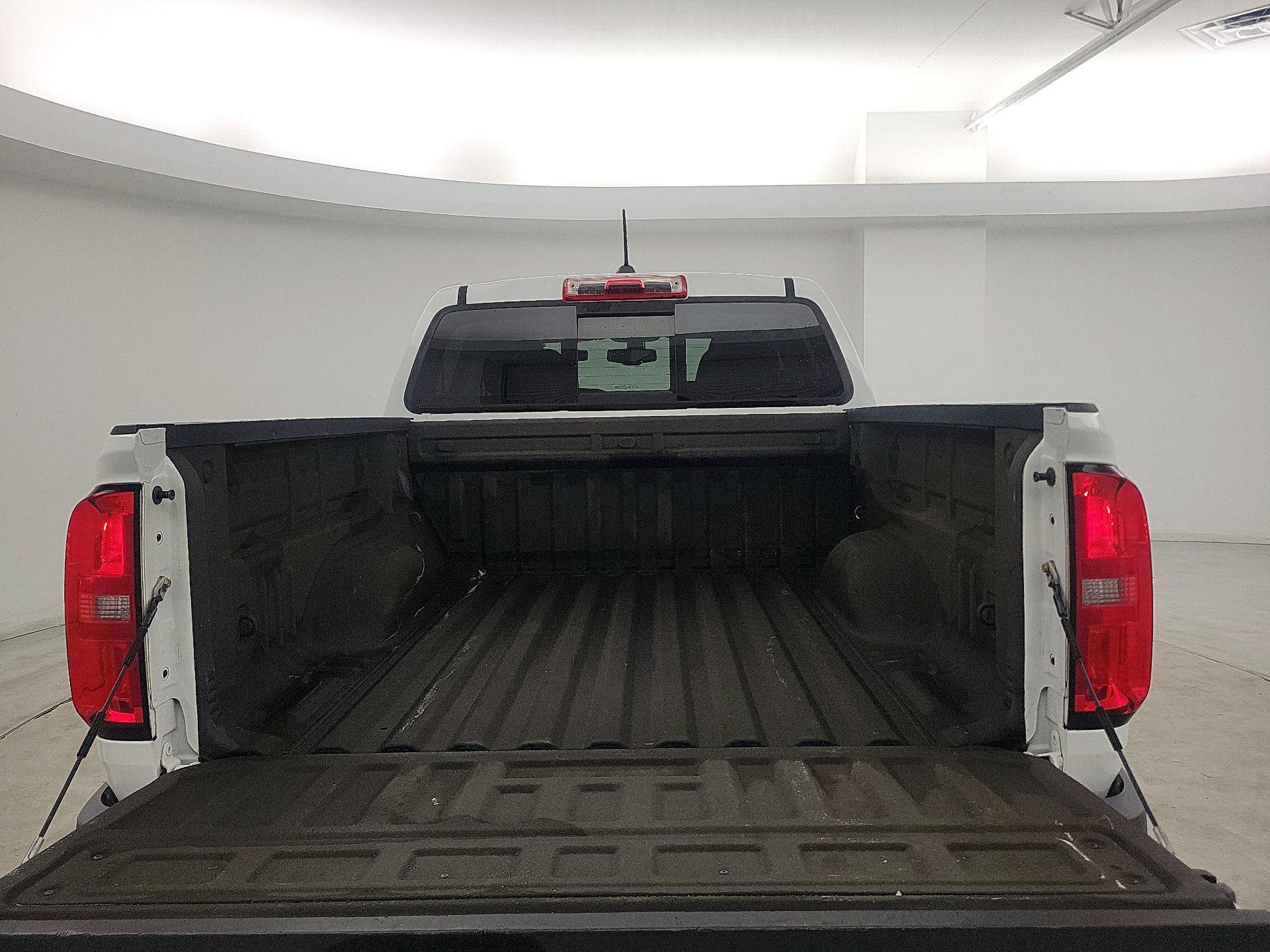 Thumbnail: 2017 Chevrolet Colorado - 20