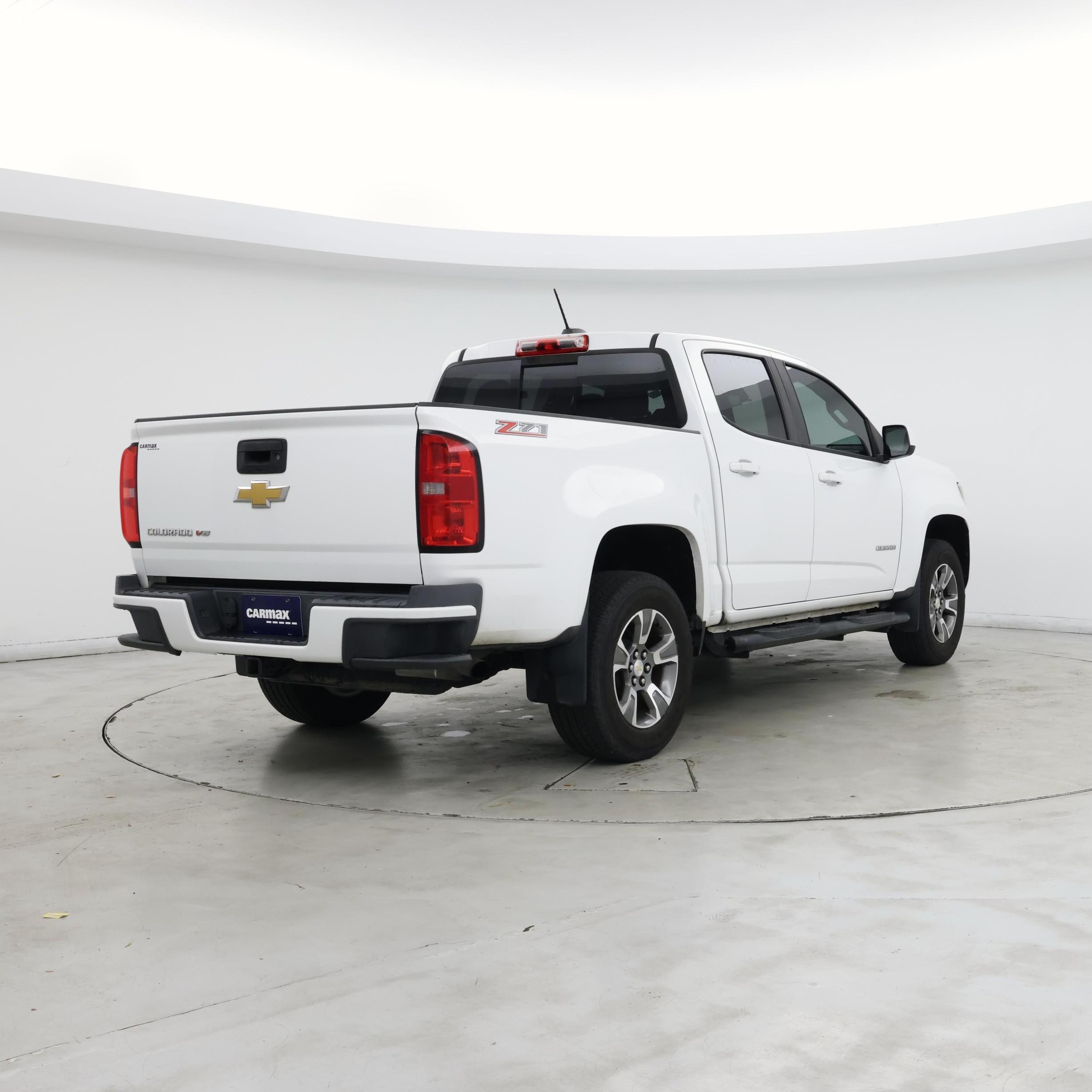 Thumbnail: 2017 Chevrolet Colorado - 8