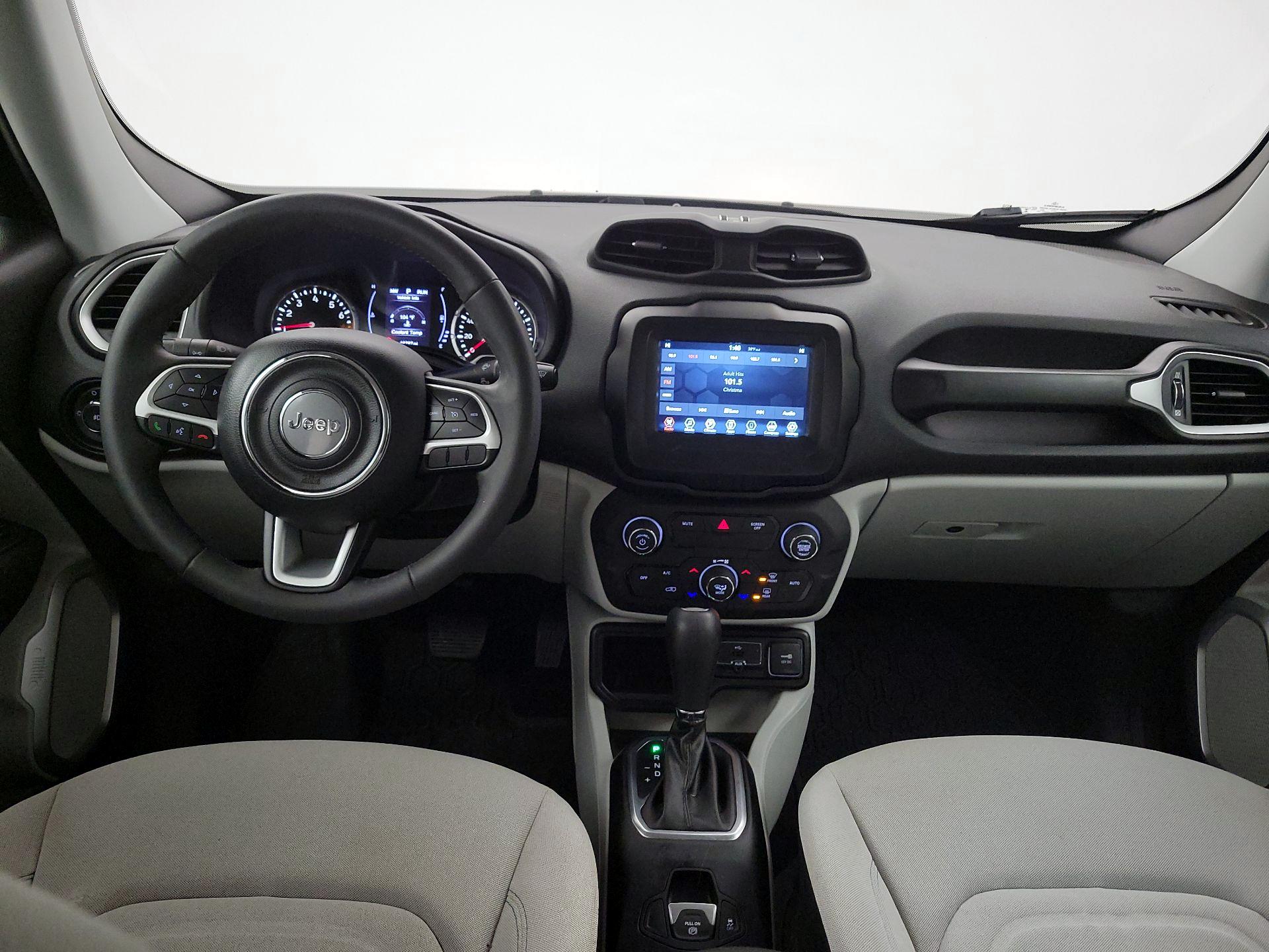 Thumbnail: 2018 Jeep Renegade - 9