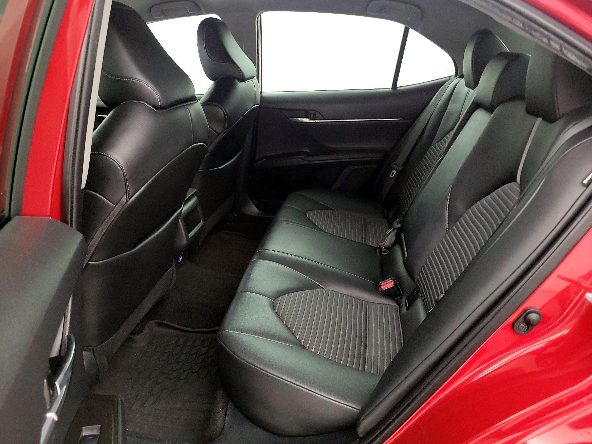 Thumbnail: 2022 Toyota Camry - 19