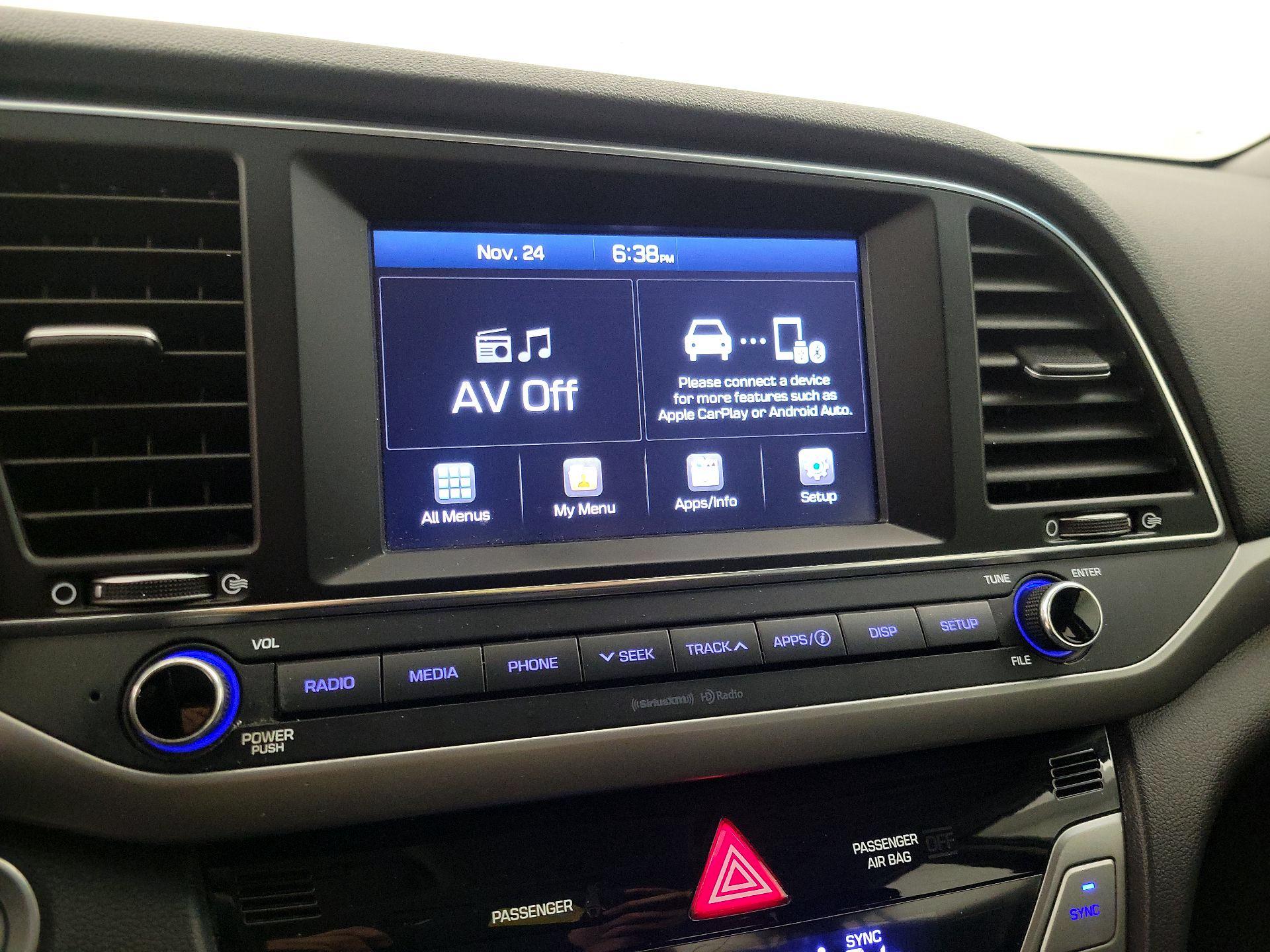 Thumbnail: 2017 Hyundai Elantra - 15