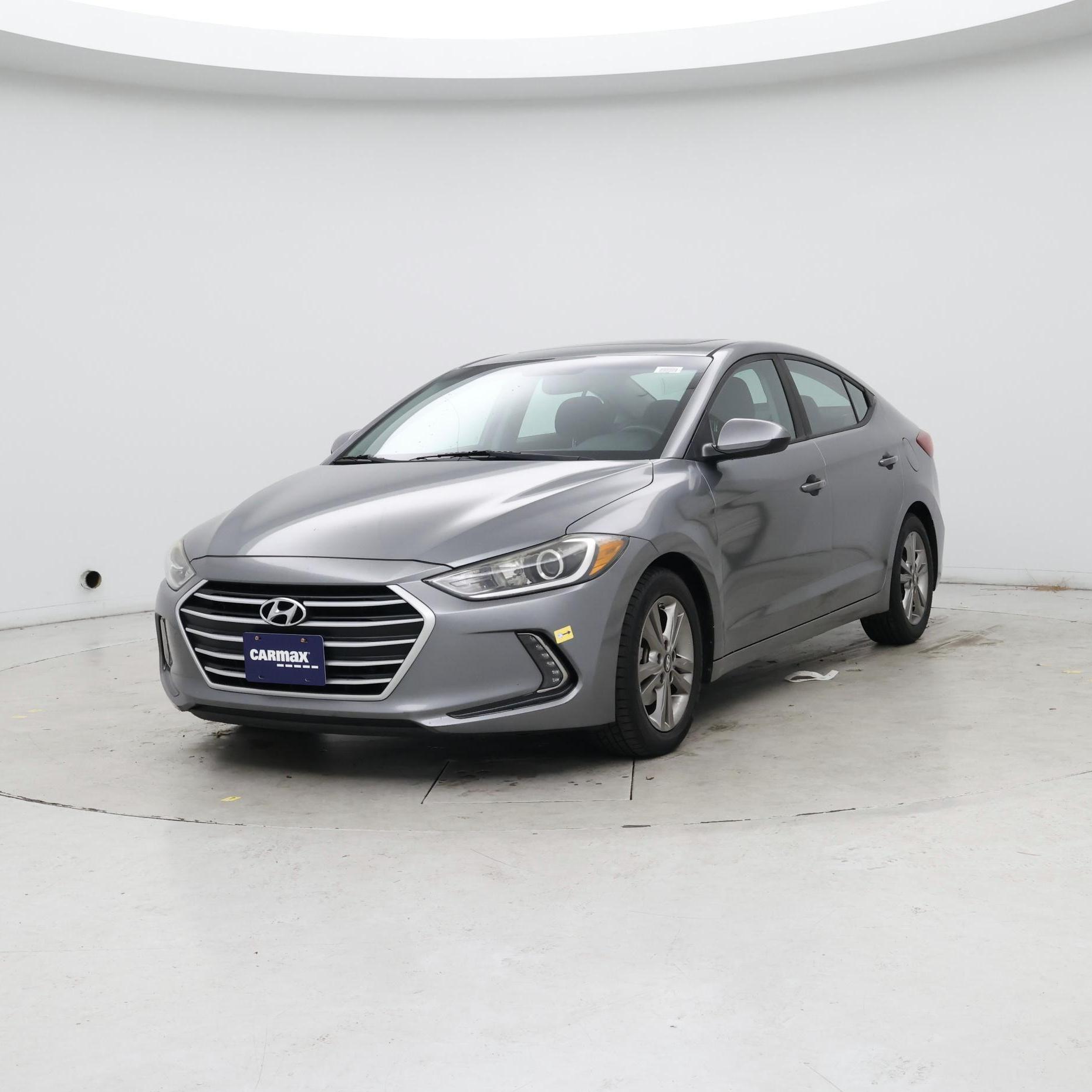 Thumbnail: 2017 Hyundai Elantra - 4