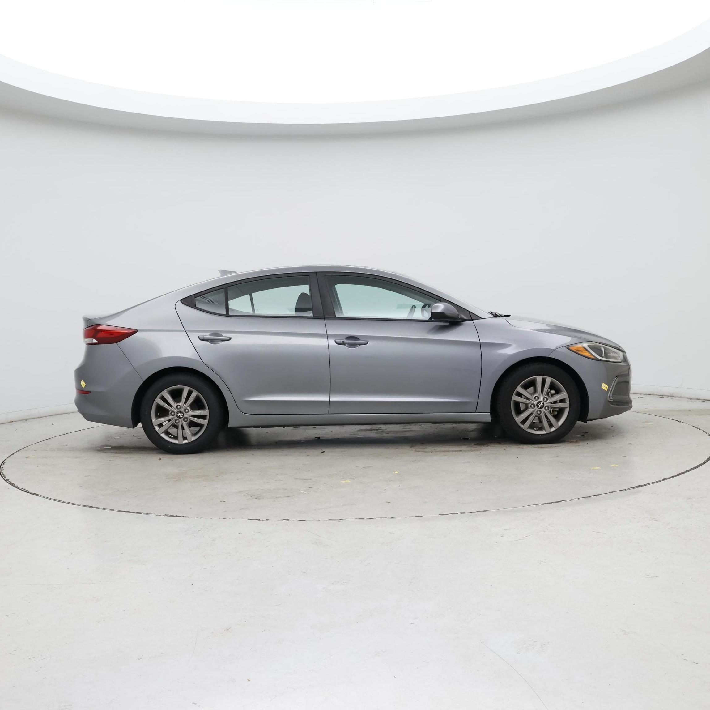 Thumbnail: 2017 Hyundai Elantra - 7