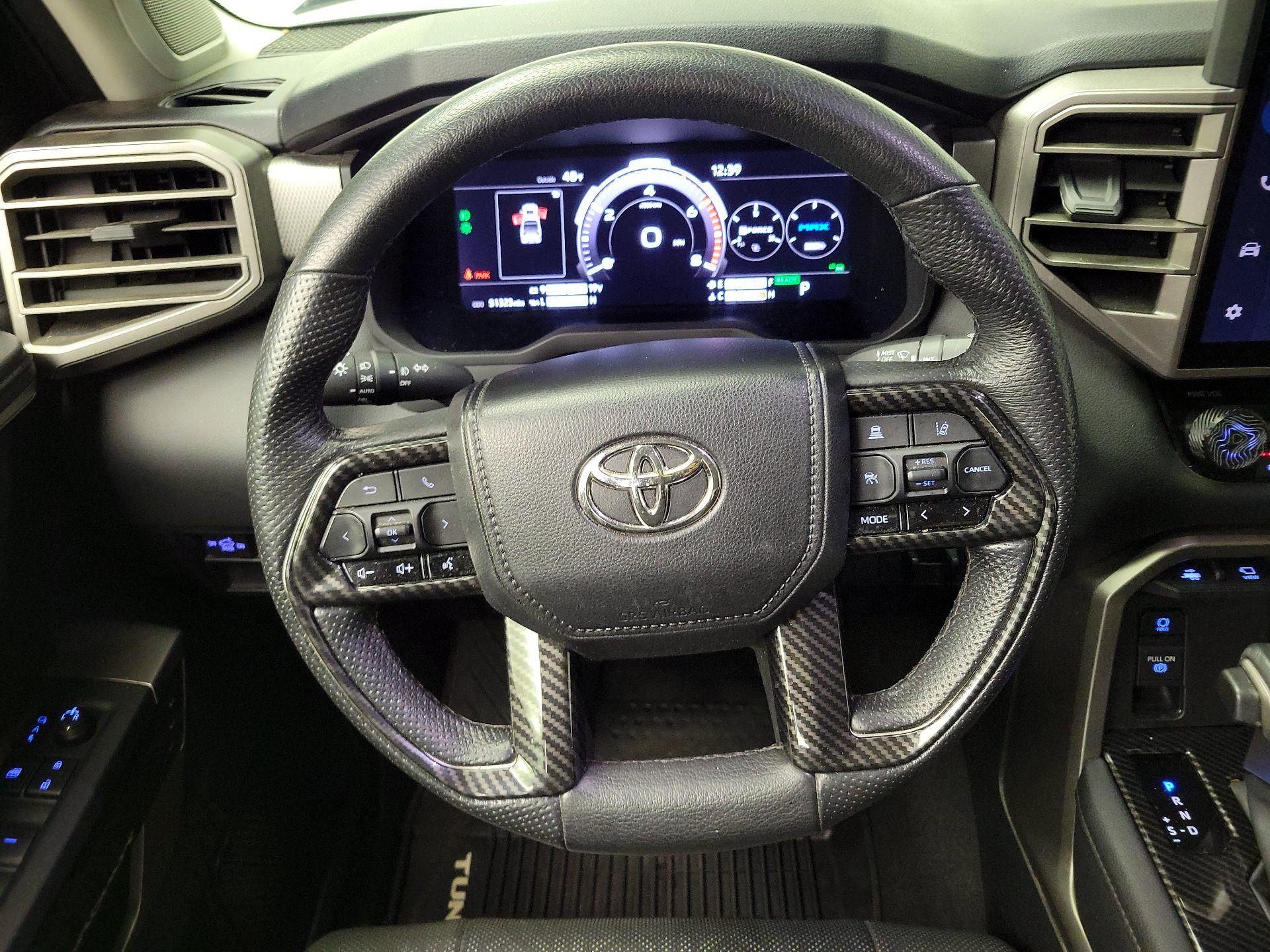 Thumbnail: 2023 Toyota Tundra - 10