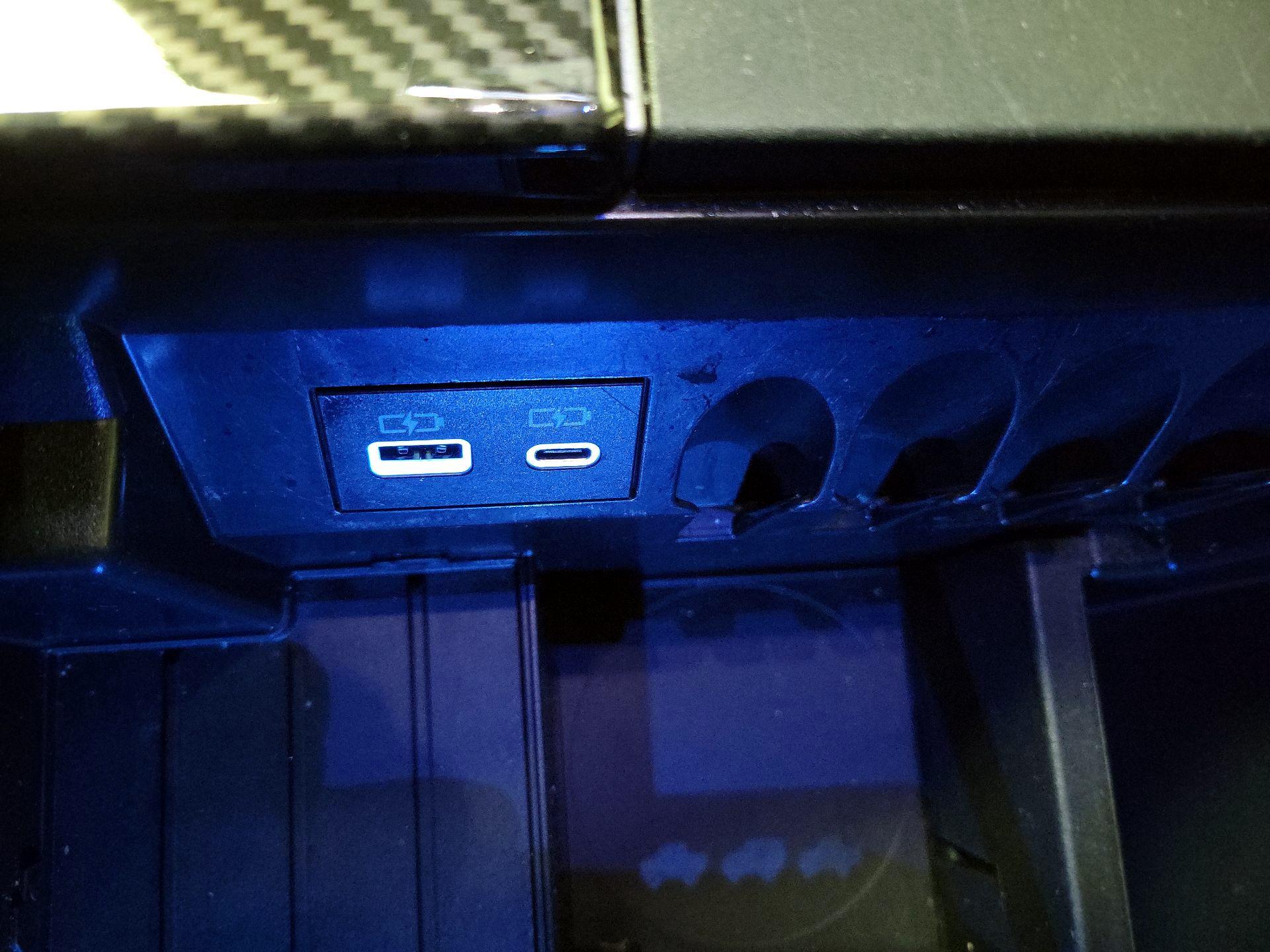 Thumbnail: 2023 Toyota Tundra - 18