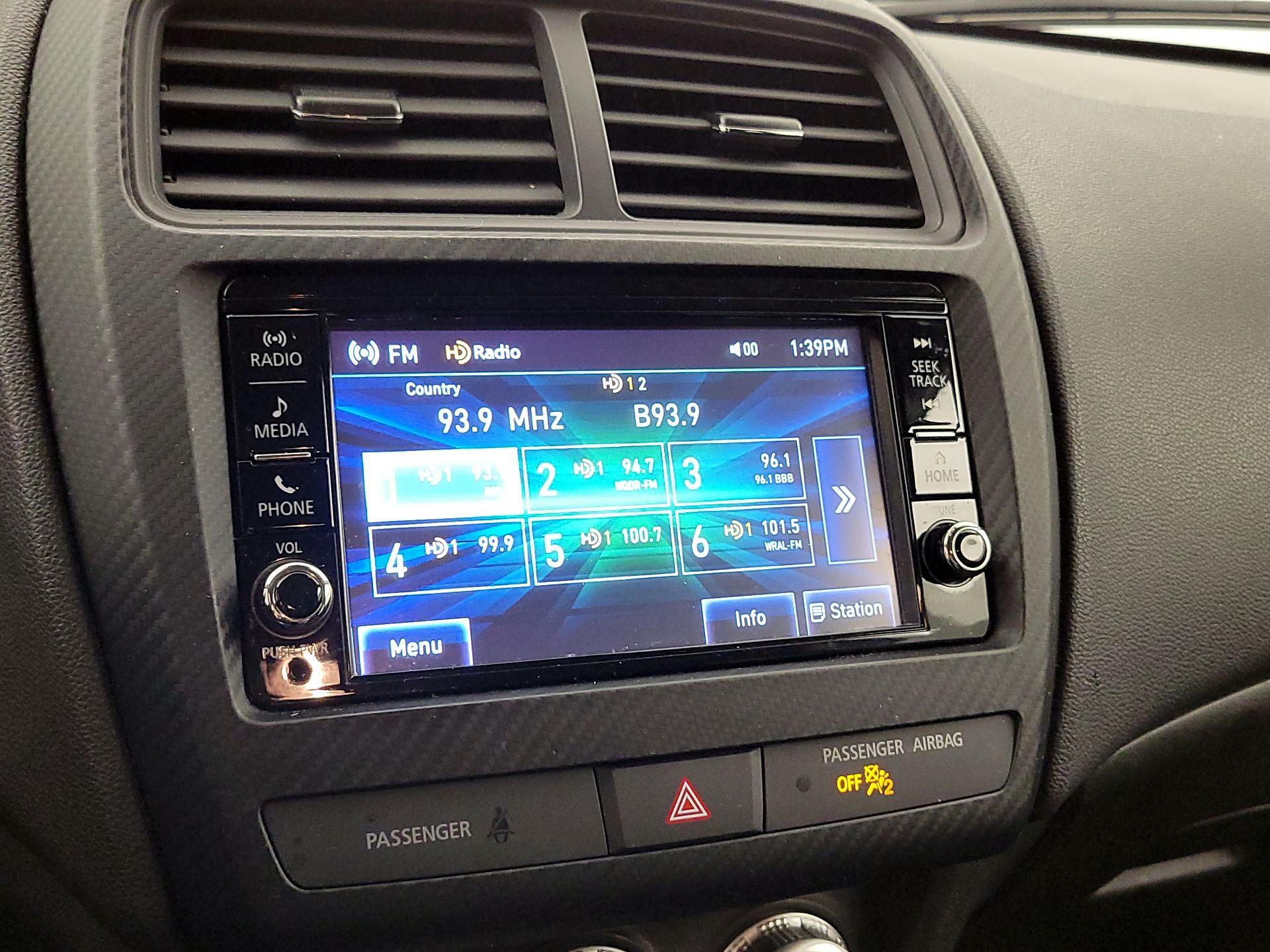 Thumbnail: 2024 Mitsubishi Outlander Sport - 15