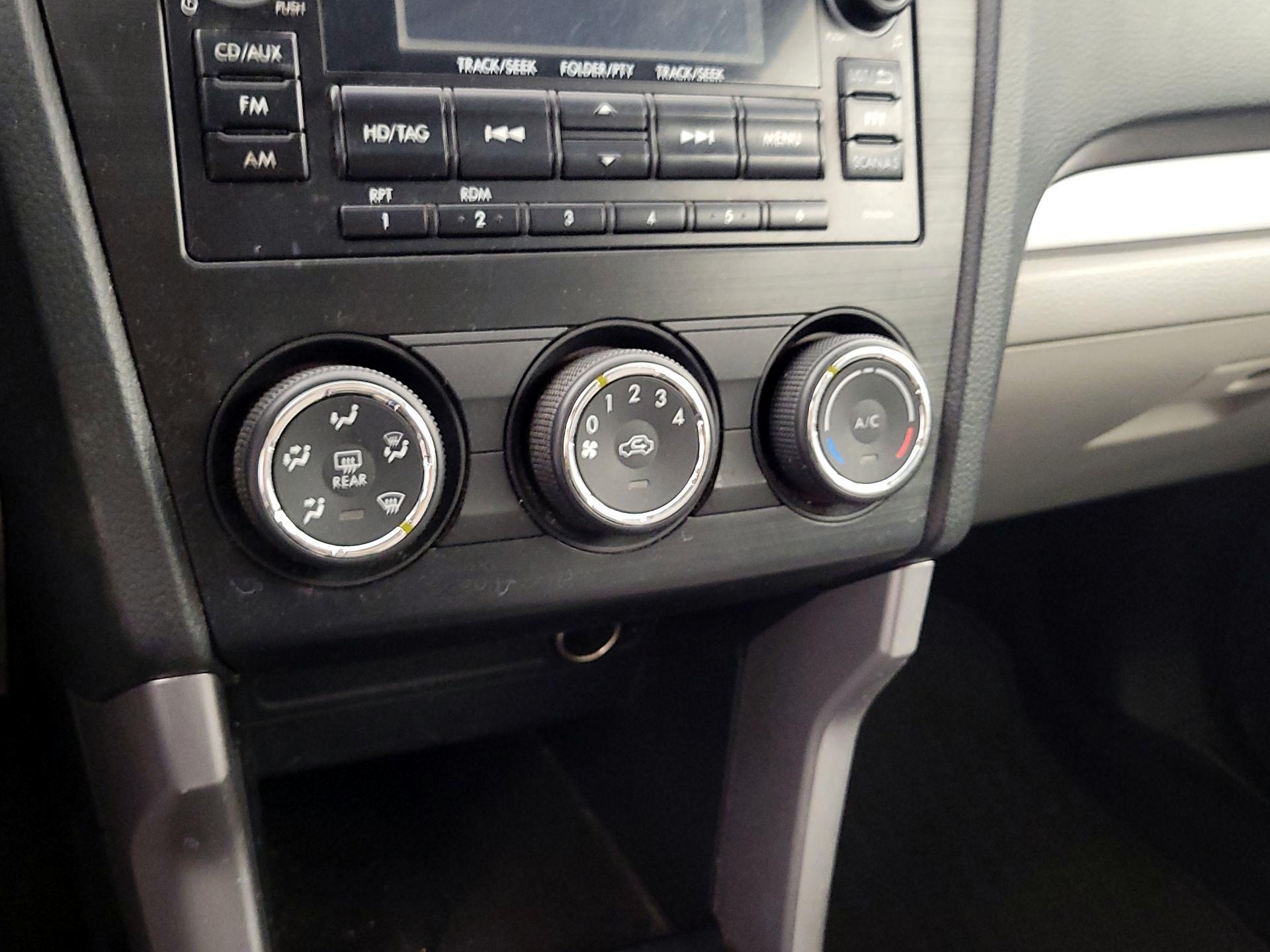 Thumbnail: 2015 Subaru Forester - 16