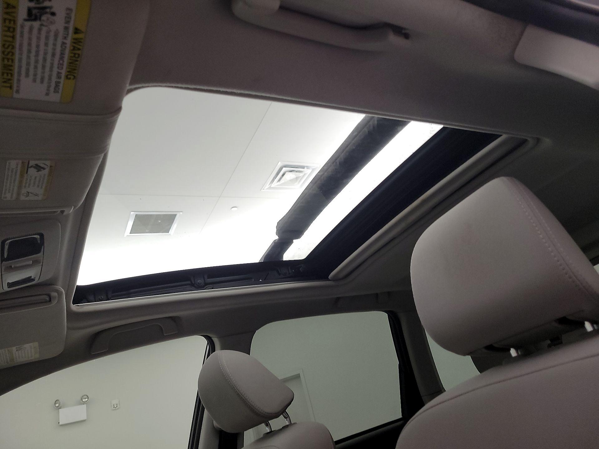 Thumbnail: 2015 Subaru Forester - 19