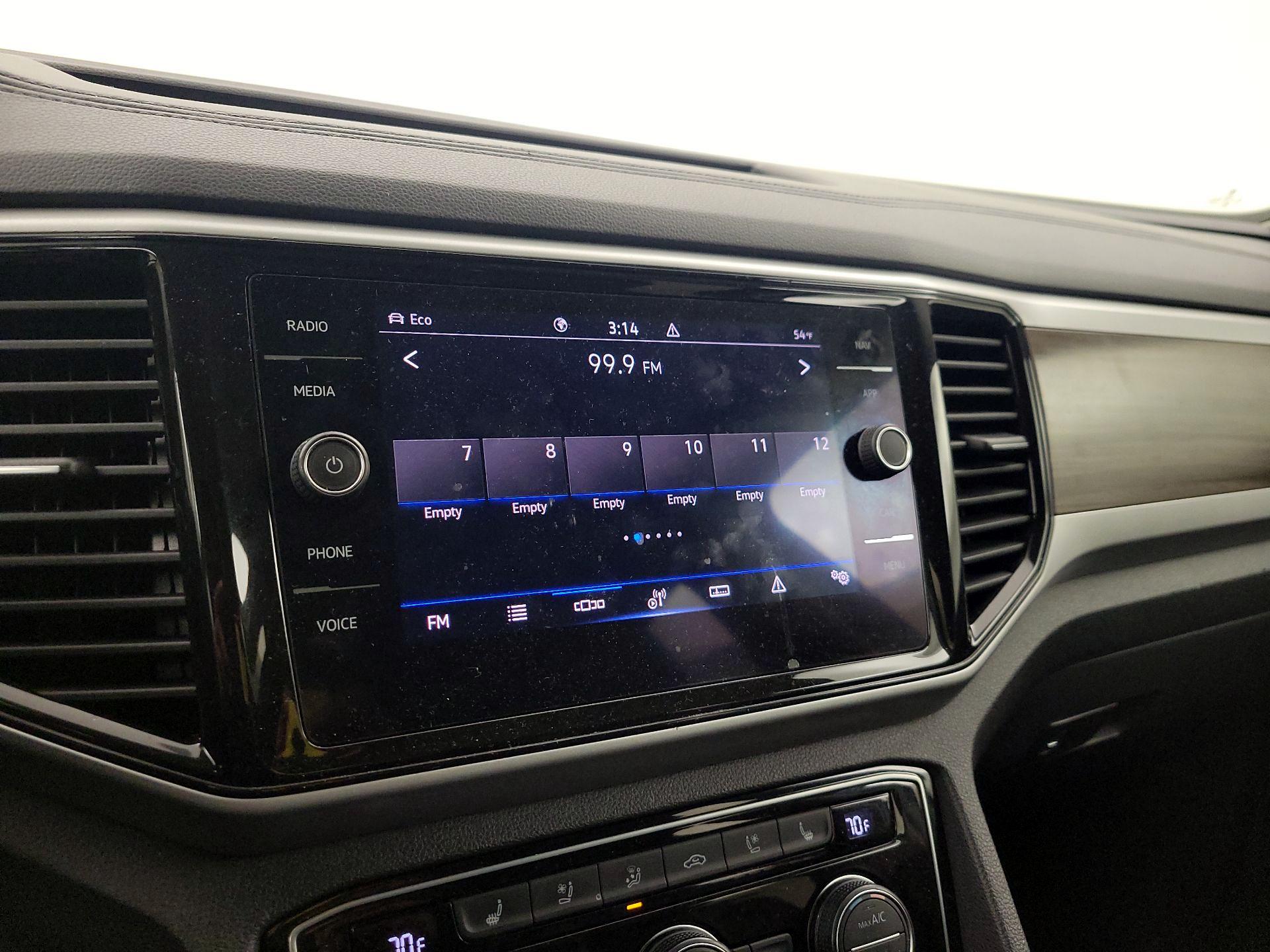 Thumbnail: 2021 Volkswagen Atlas - 16