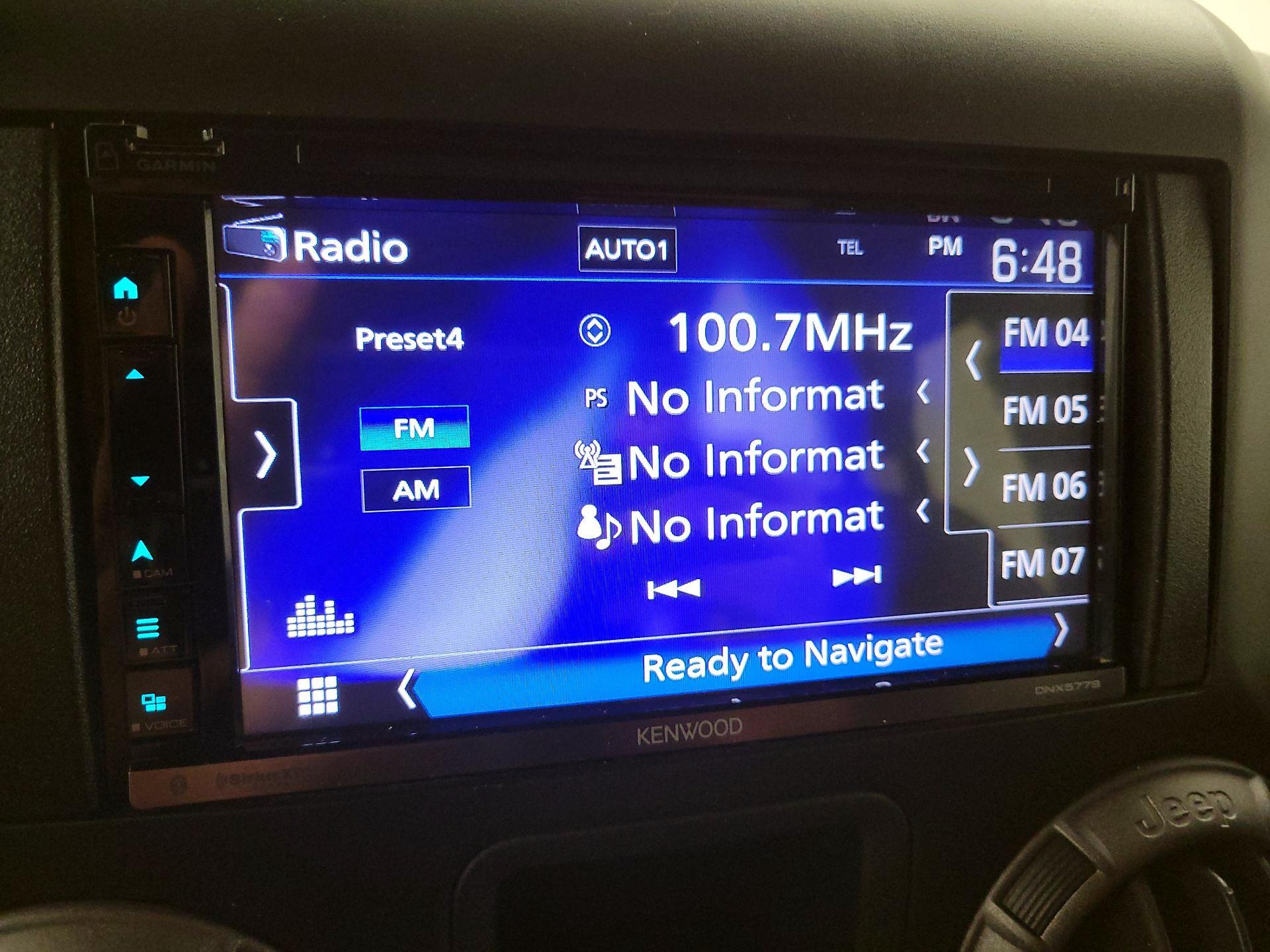 Thumbnail: 2015 Jeep Wrangler - 15