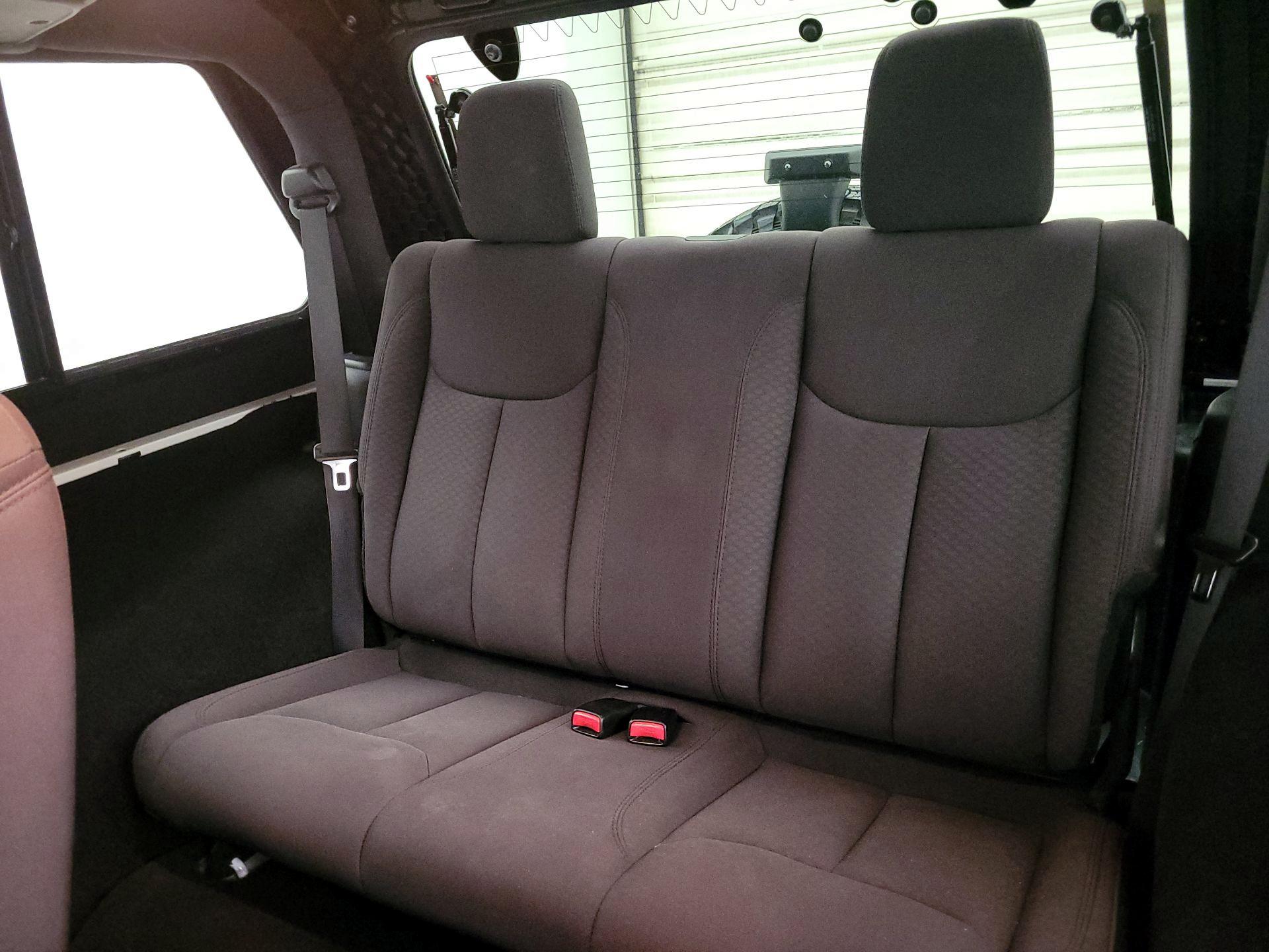 Thumbnail: 2015 Jeep Wrangler - 19