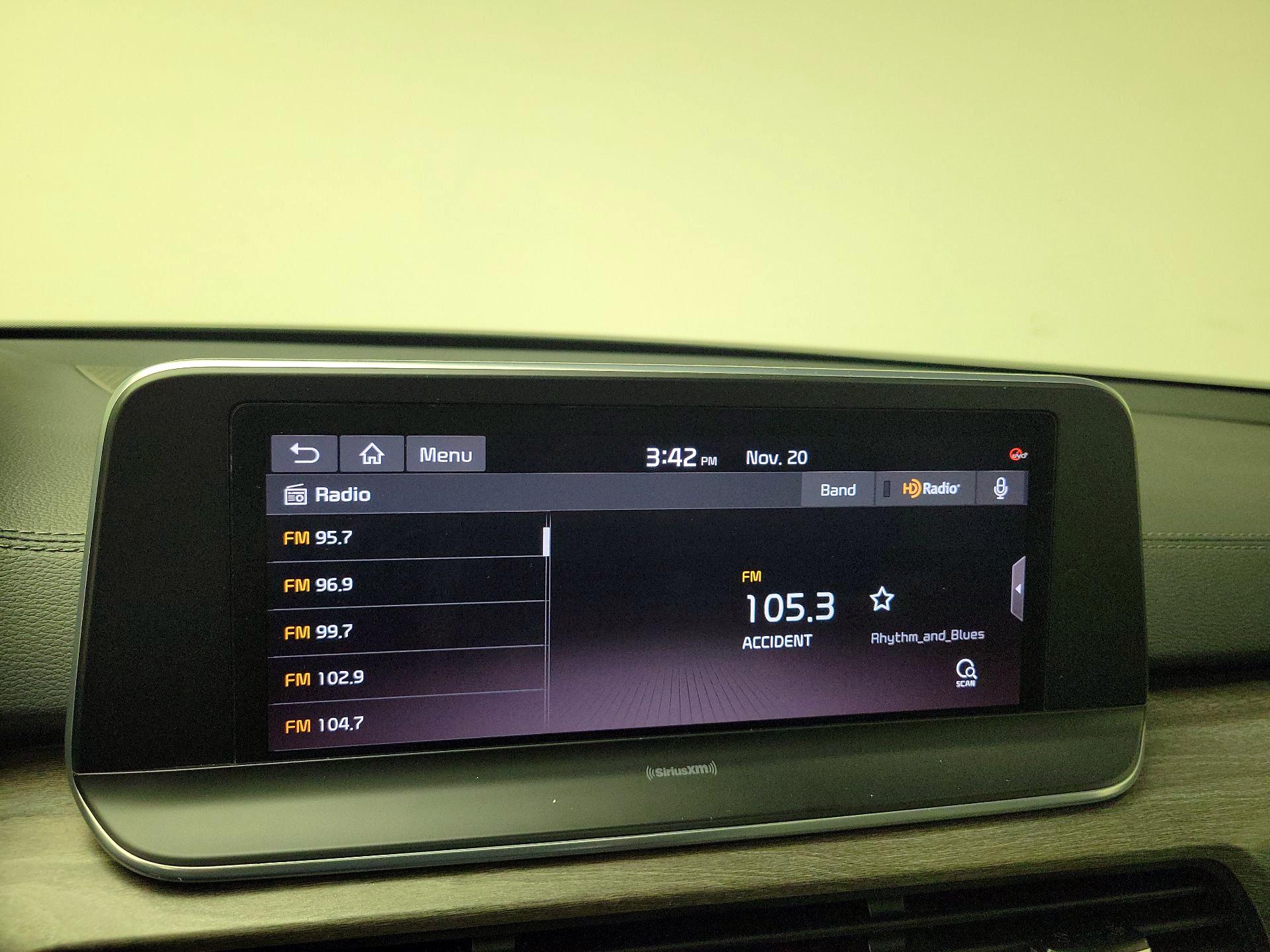 Thumbnail: 2020 Kia Telluride - 16