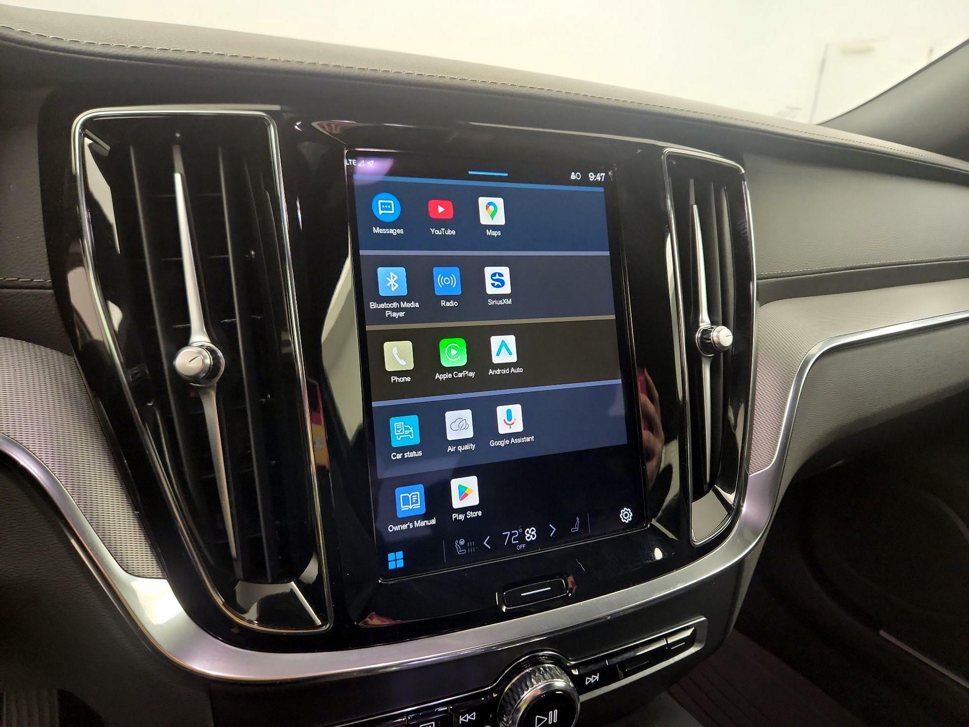 Thumbnail: 2024 Volvo S60 - 12