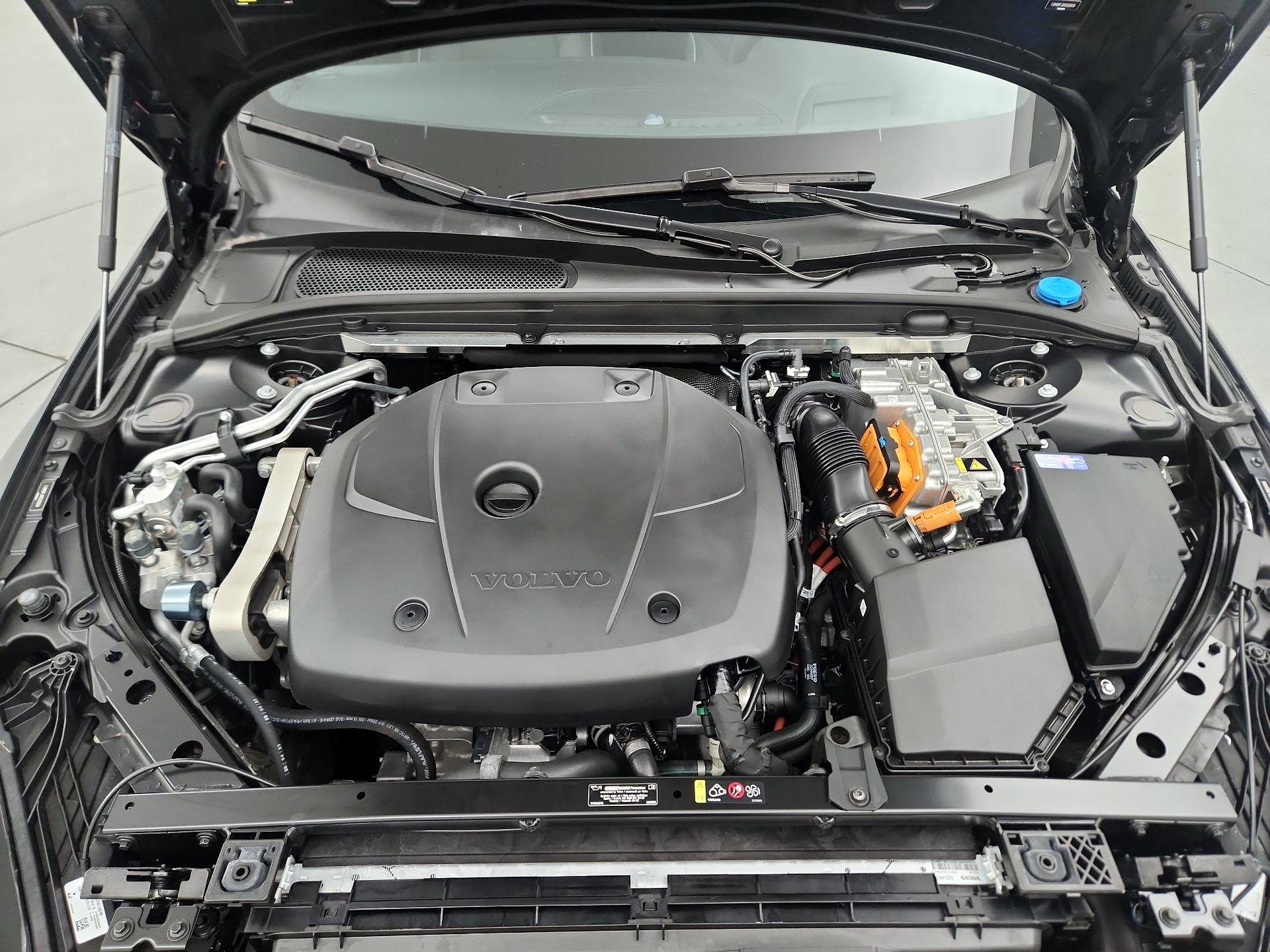 Thumbnail: 2024 Volvo S60 - 18