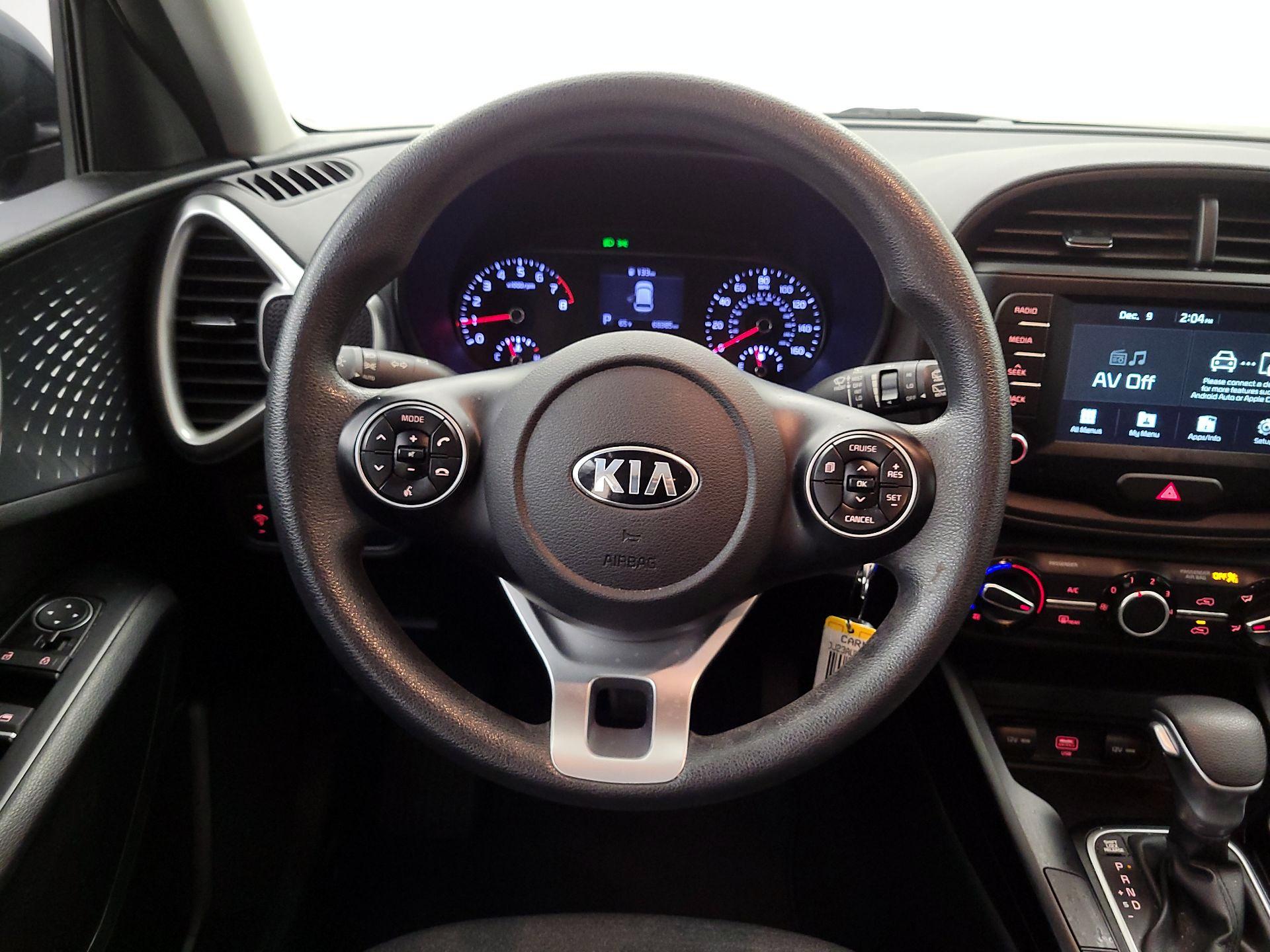 Thumbnail: 2020 Kia Soul - 10