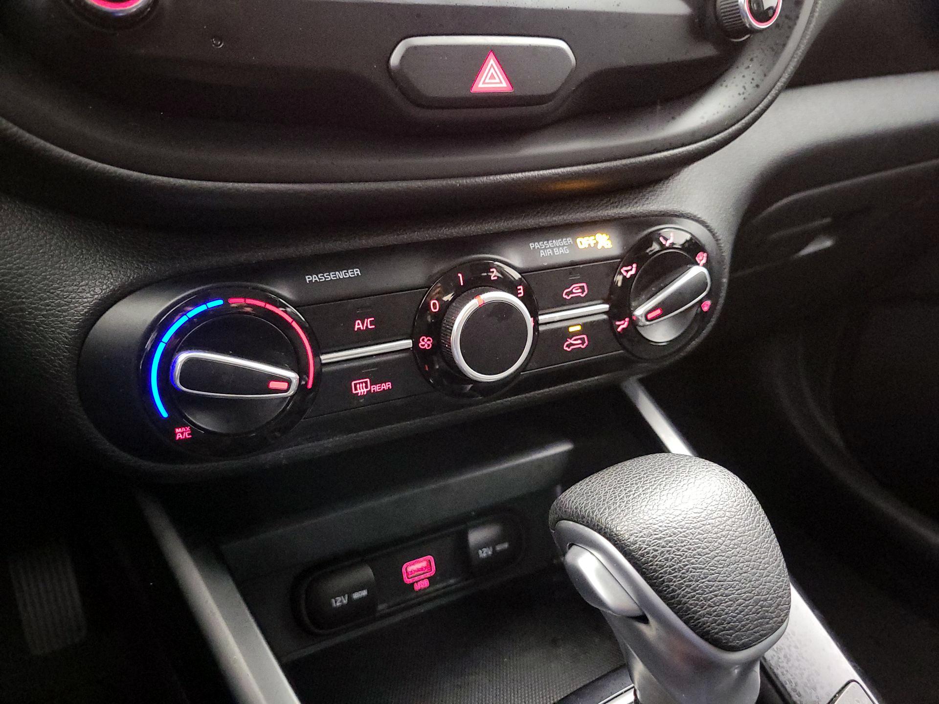 Thumbnail: 2020 Kia Soul - 16