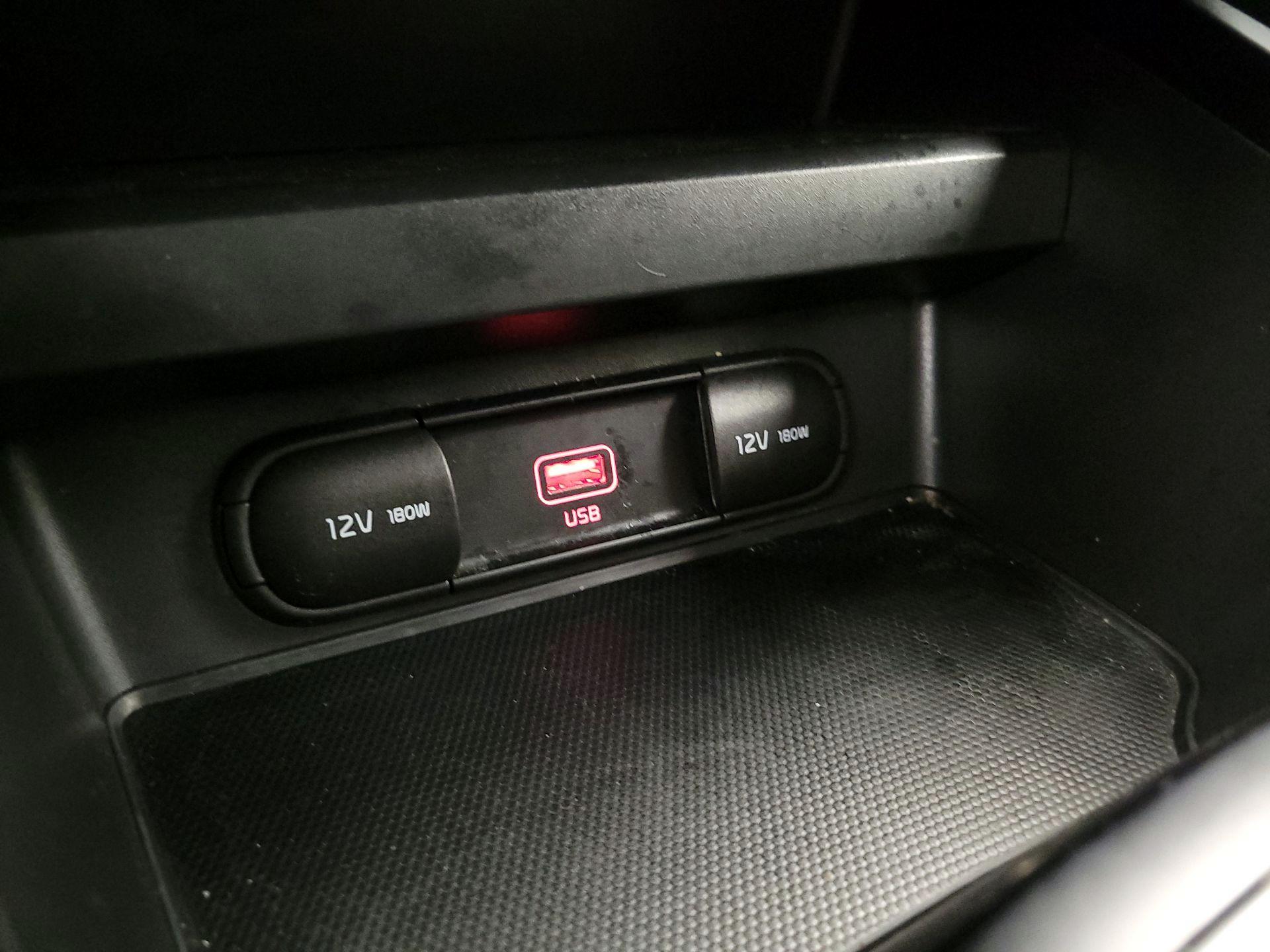 Thumbnail: 2020 Kia Soul - 18