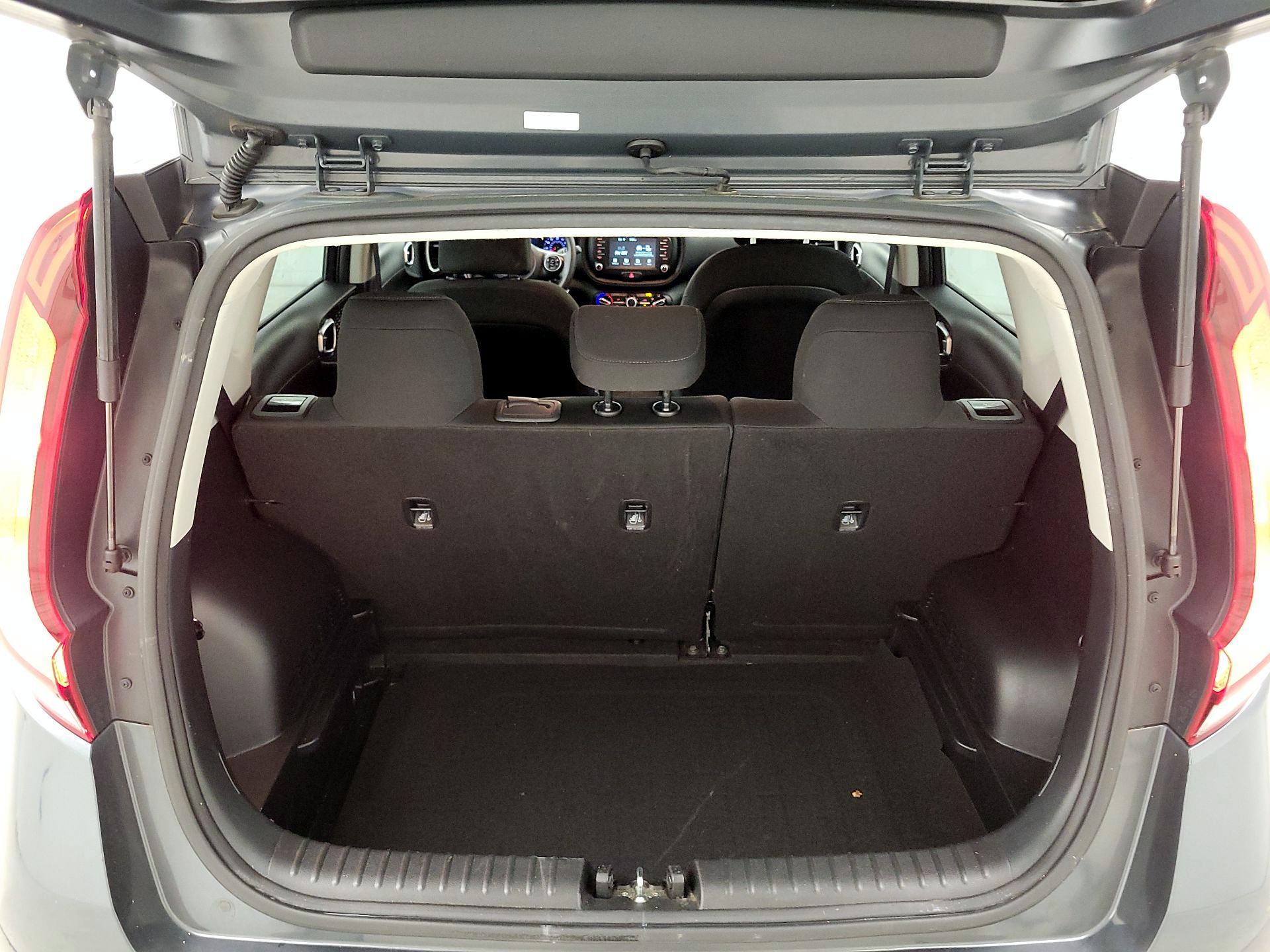 Thumbnail: 2020 Kia Soul - 20