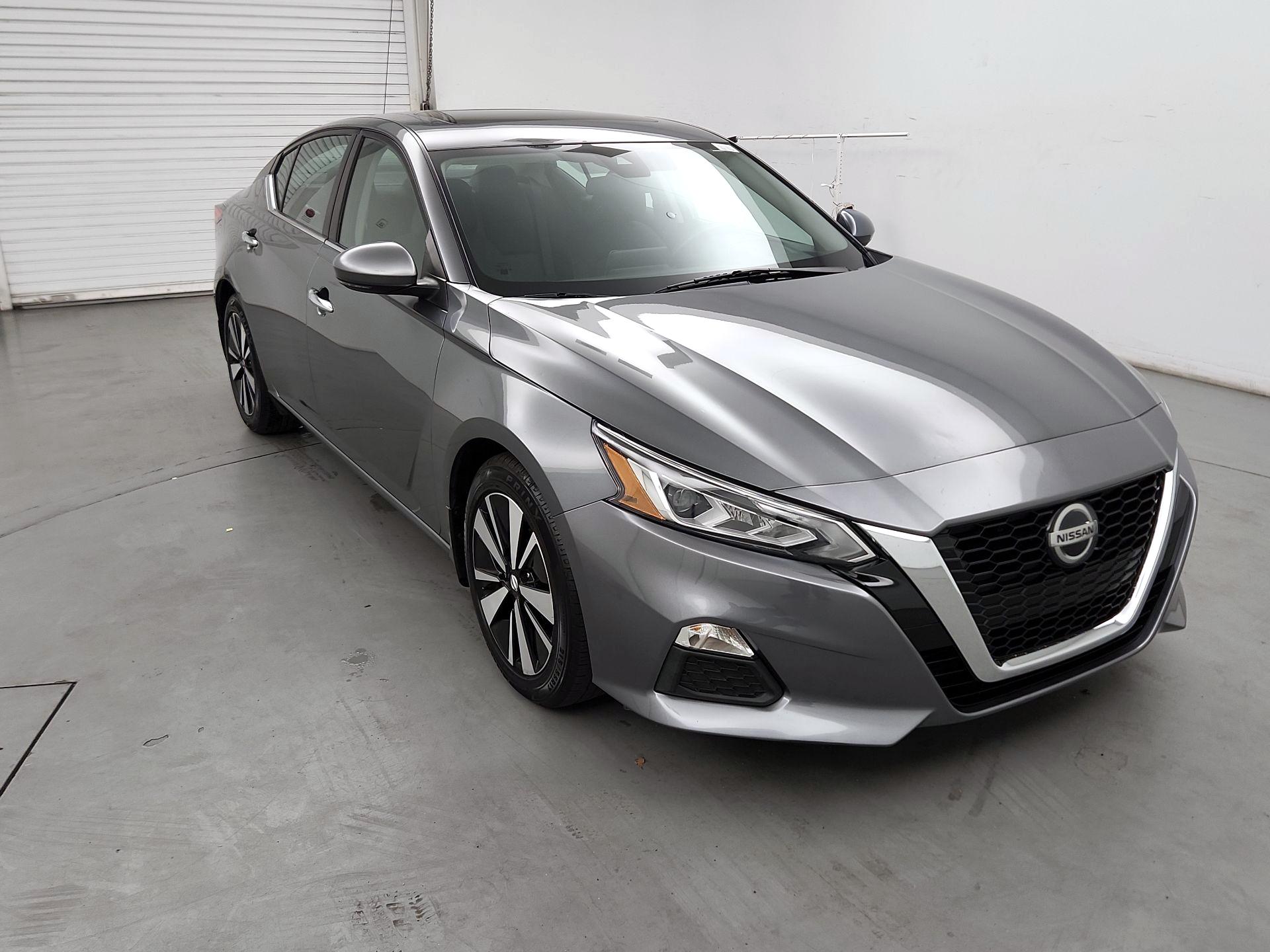 Thumbnail: 2021 Nissan Altima - 1