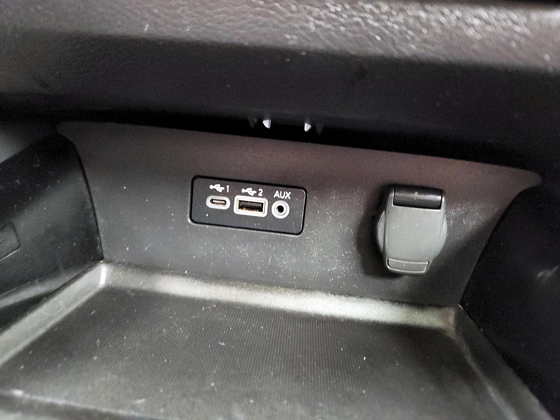 Thumbnail: 2021 Nissan Altima - 16