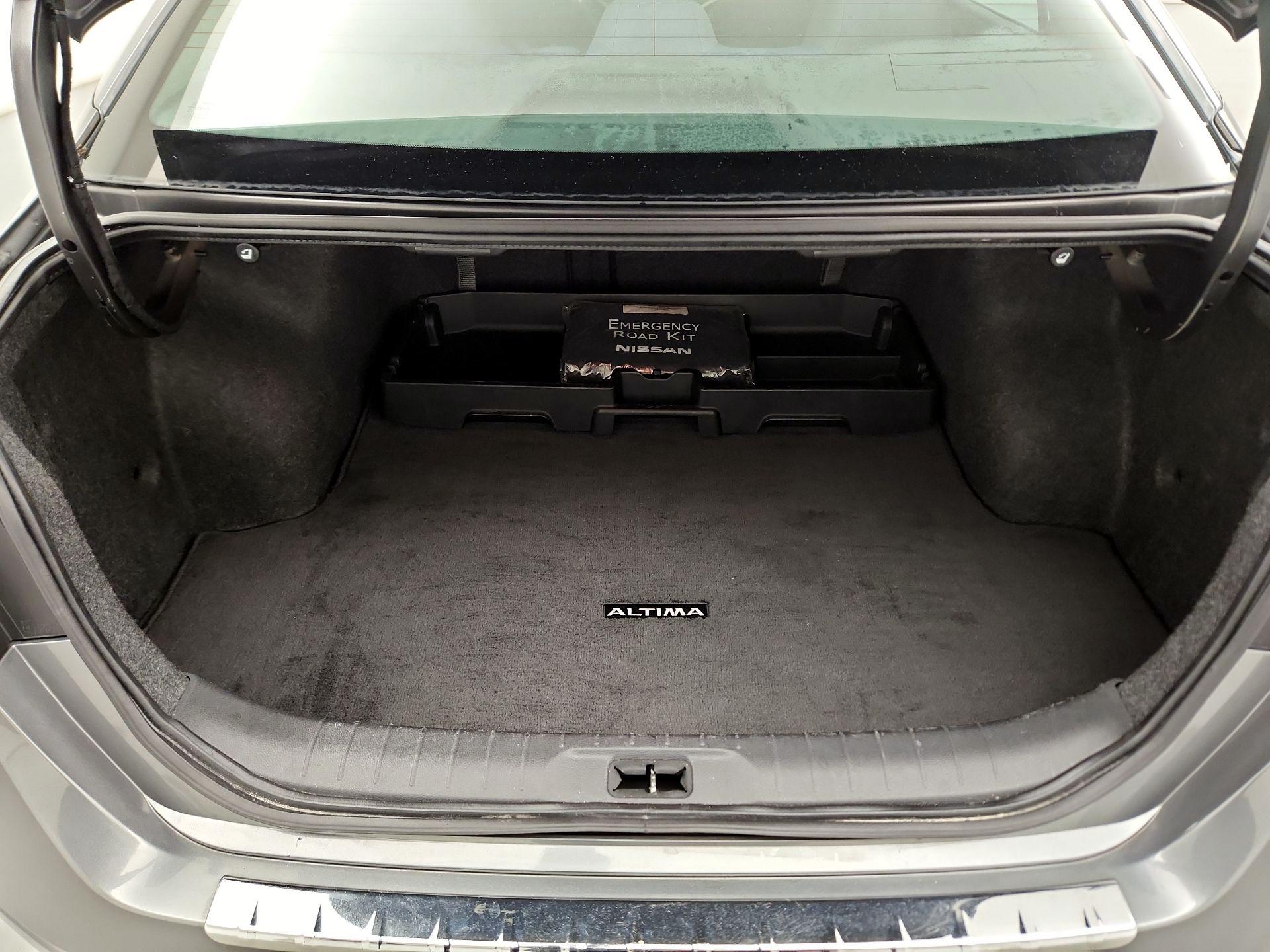 Thumbnail: 2021 Nissan Altima - 19