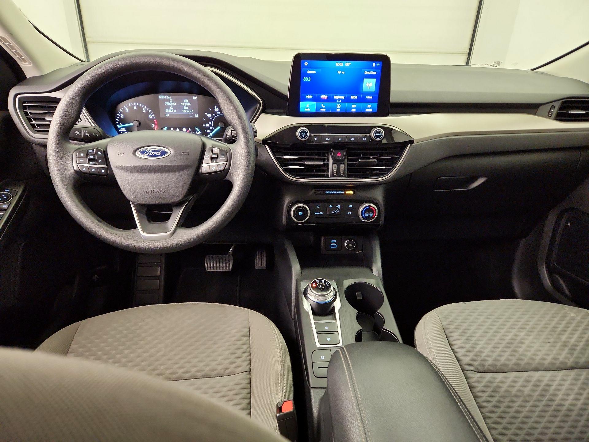 Thumbnail: 2021 Ford Escape - 9