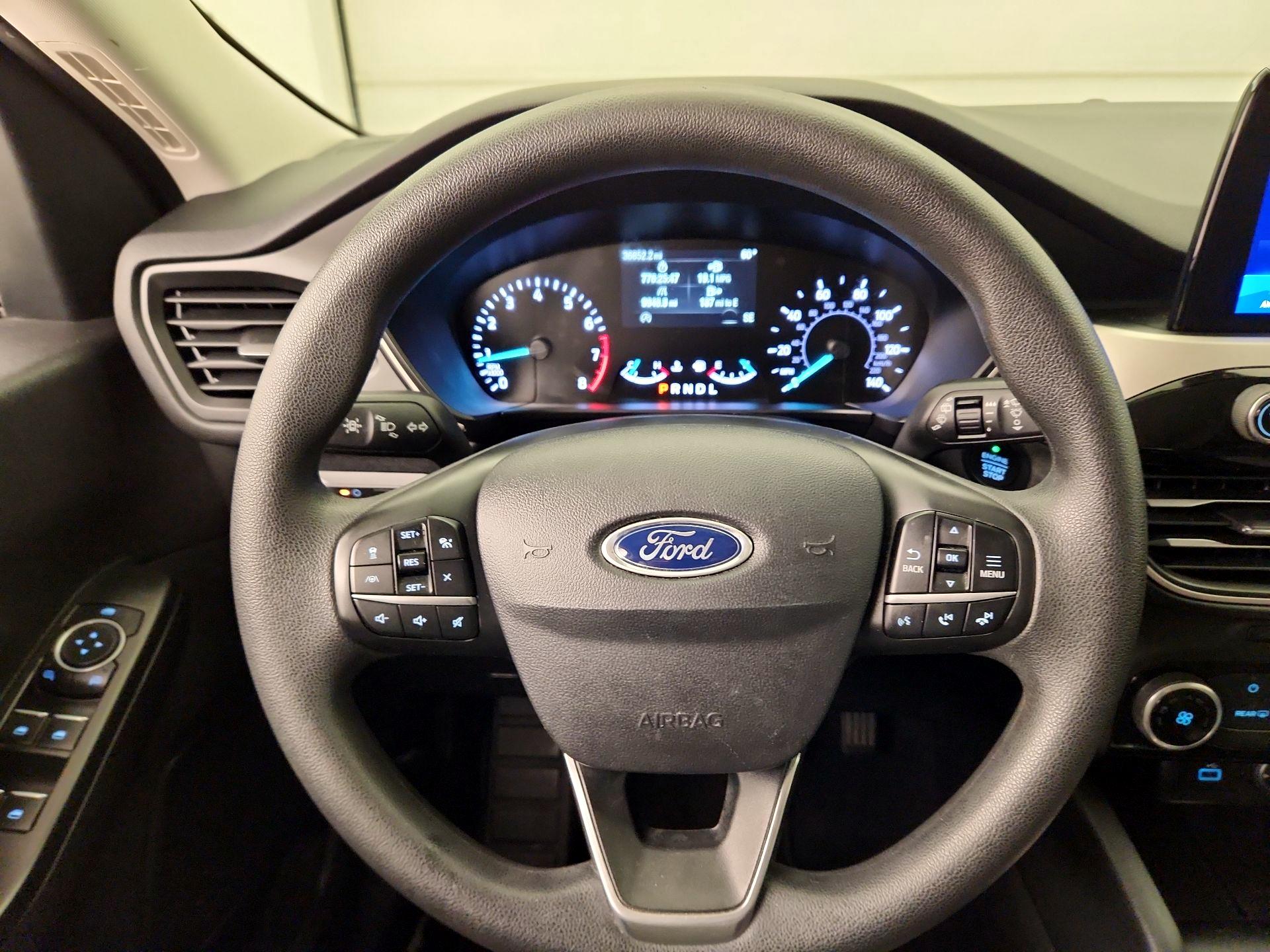 Thumbnail: 2021 Ford Escape - 10