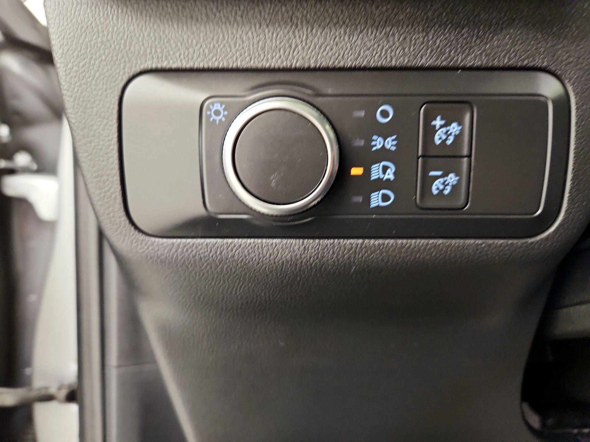 Thumbnail: 2021 Ford Escape - 13