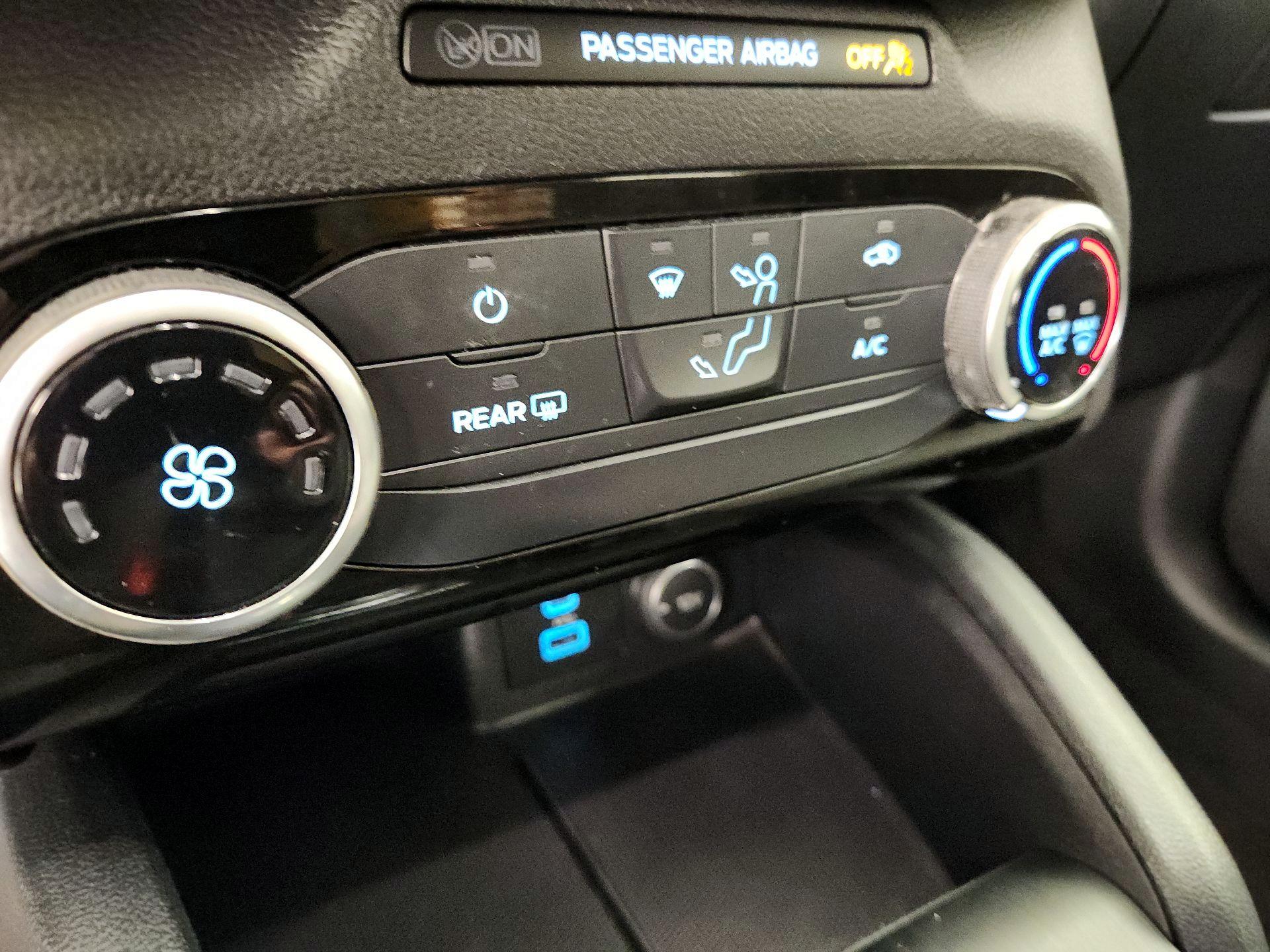 Thumbnail: 2021 Ford Escape - 16