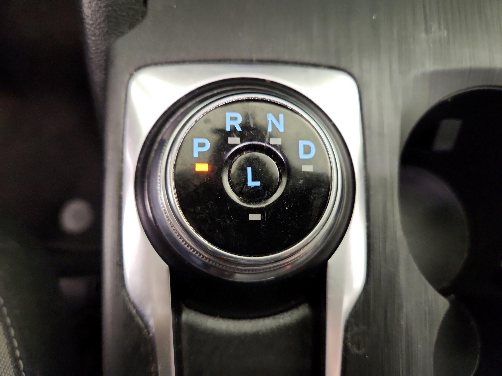 Thumbnail: 2021 Ford Escape - 17