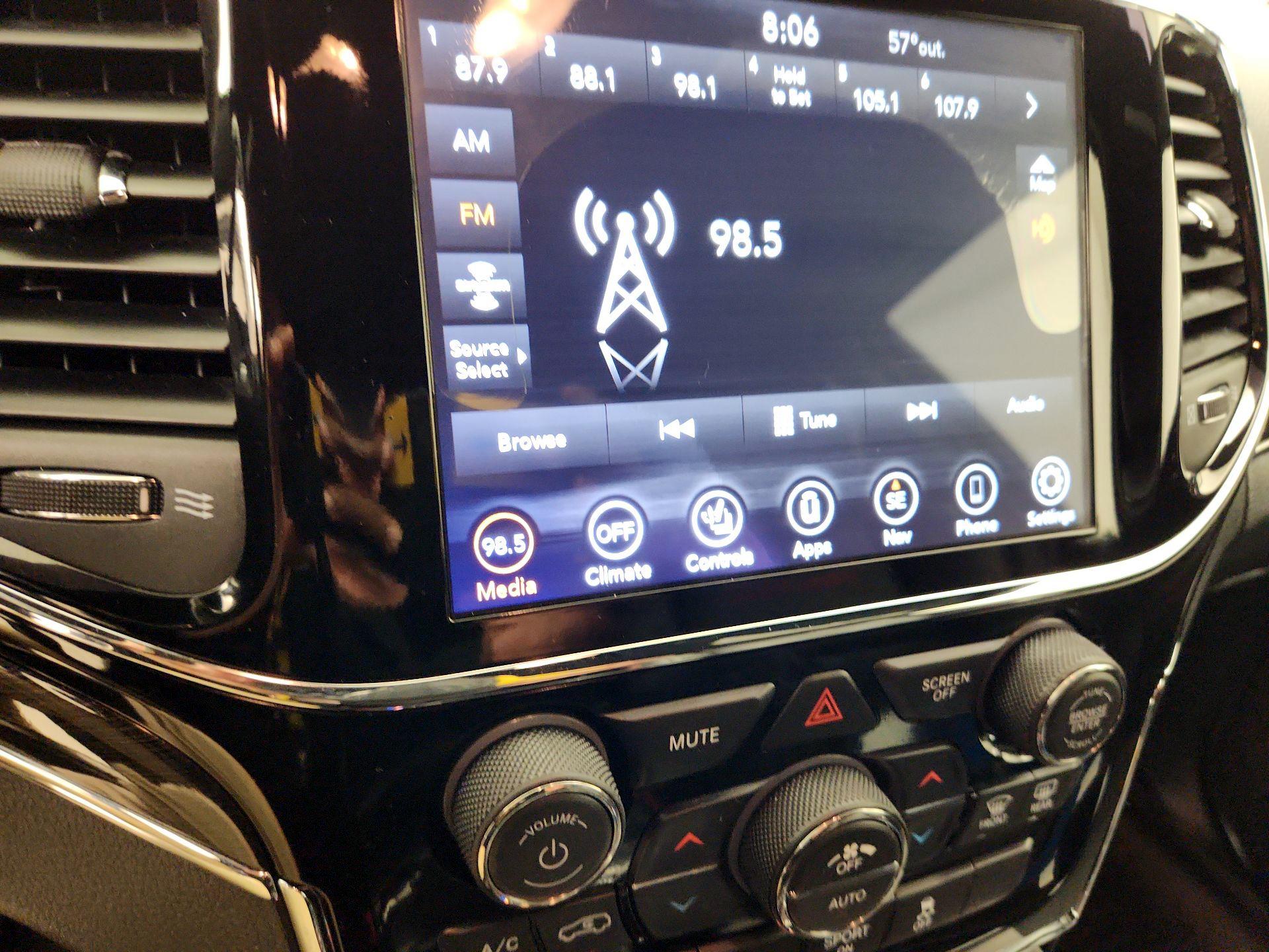 Thumbnail: 2020 Jeep Grand Cherokee - 16