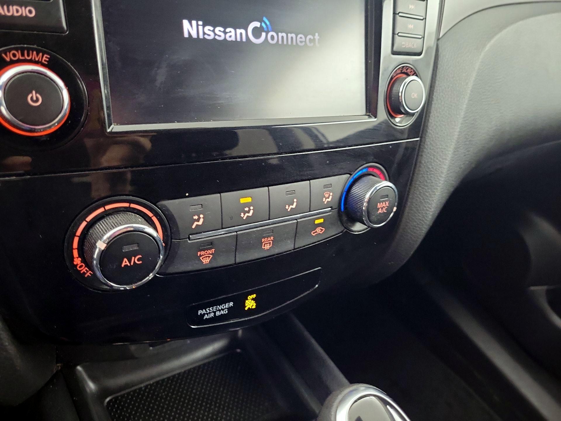 Thumbnail: 2022 Nissan Rogue Sport - 14