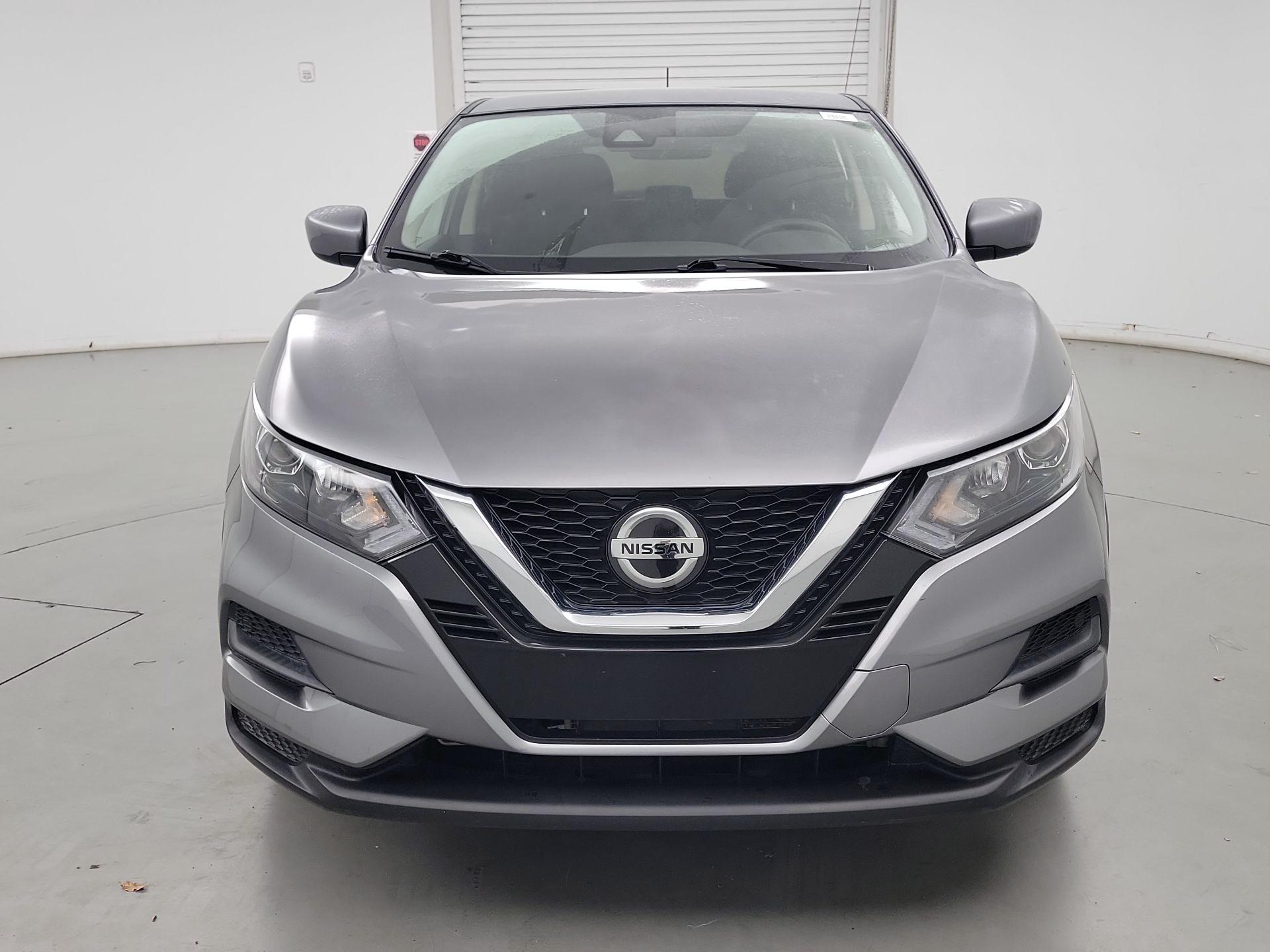 Thumbnail: 2022 Nissan Rogue Sport - 2