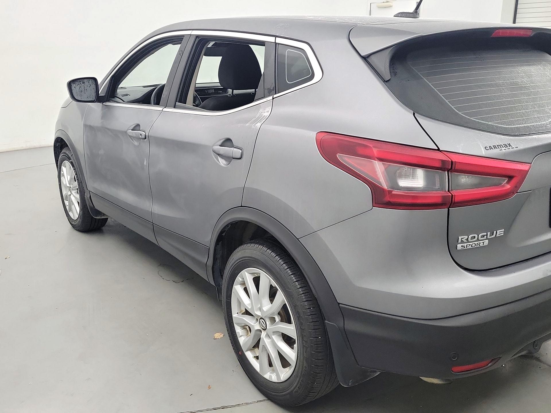 Thumbnail: 2022 Nissan Rogue Sport - 7