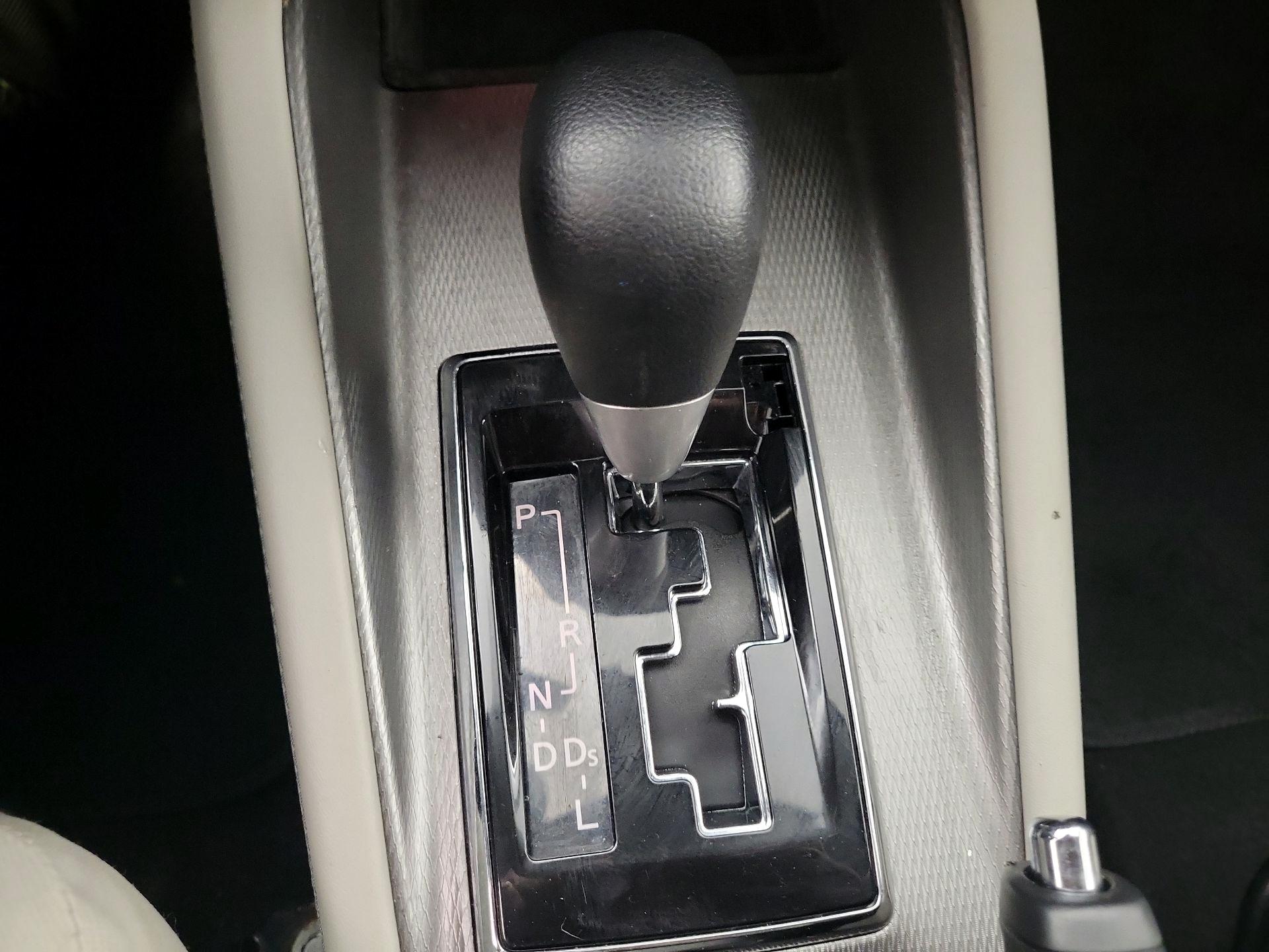 Thumbnail: 2021 Mitsubishi Outlander Sport - 17