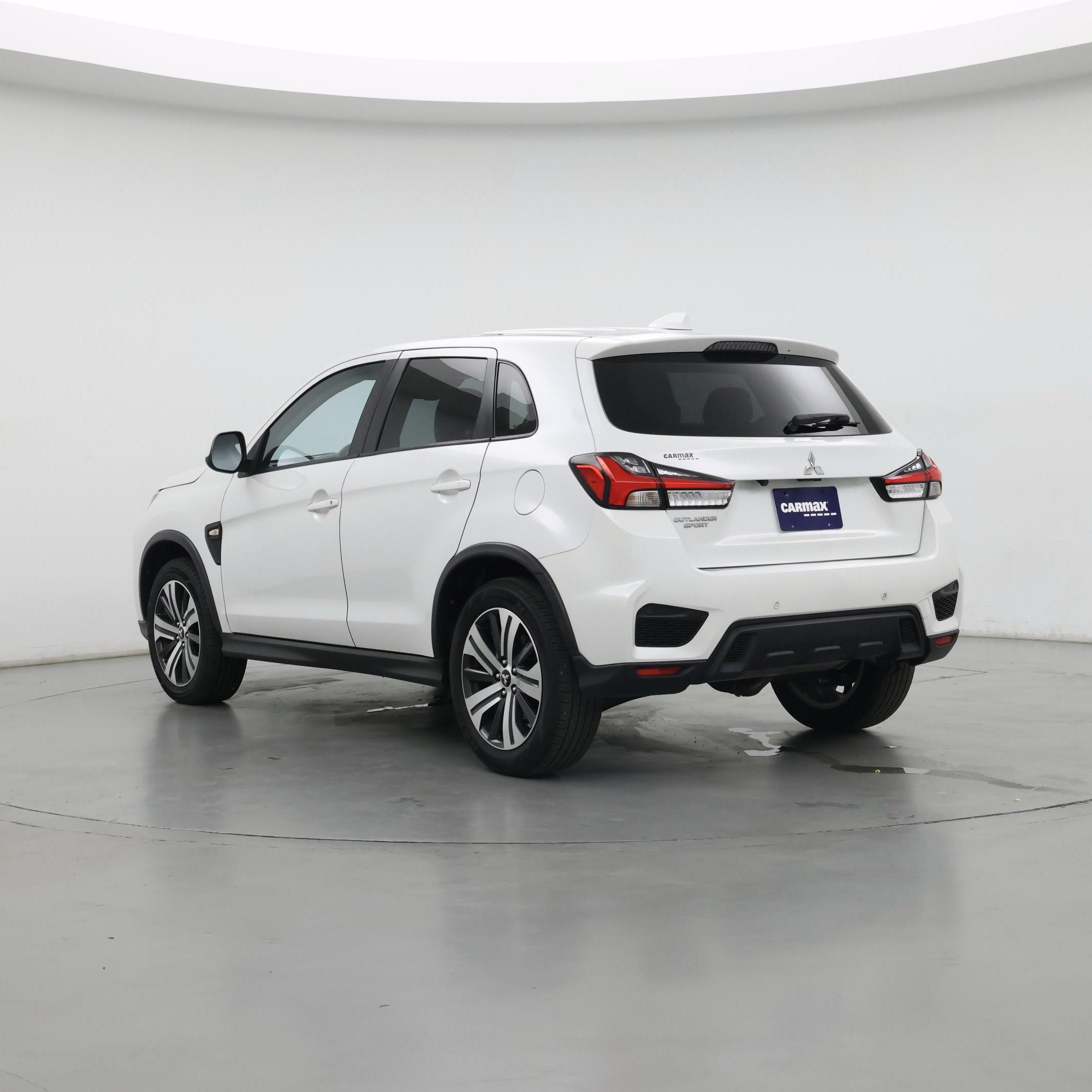 Thumbnail: 2021 Mitsubishi Outlander Sport - 2