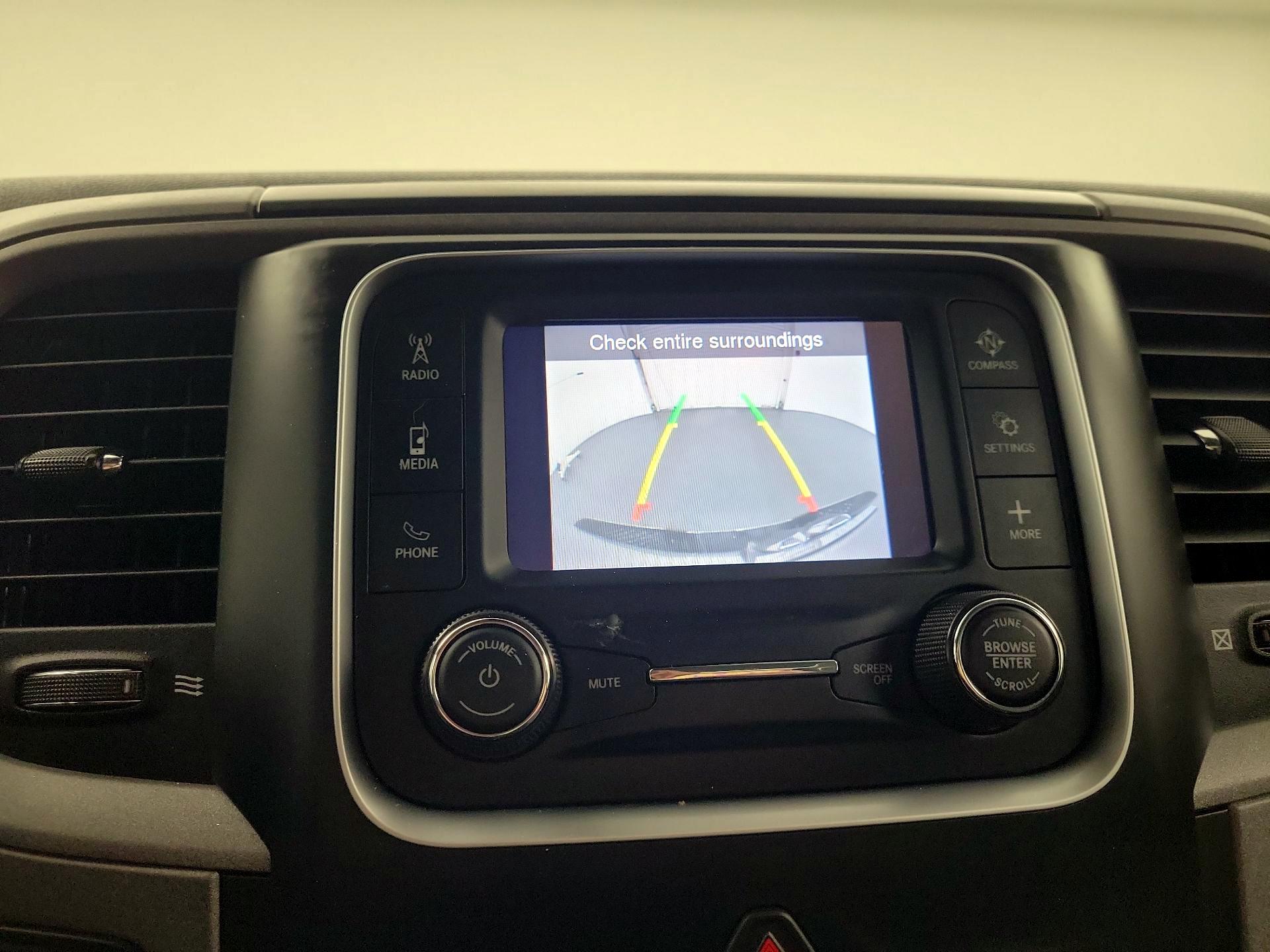 Thumbnail: 2022 RAM 1500 Classic - 12