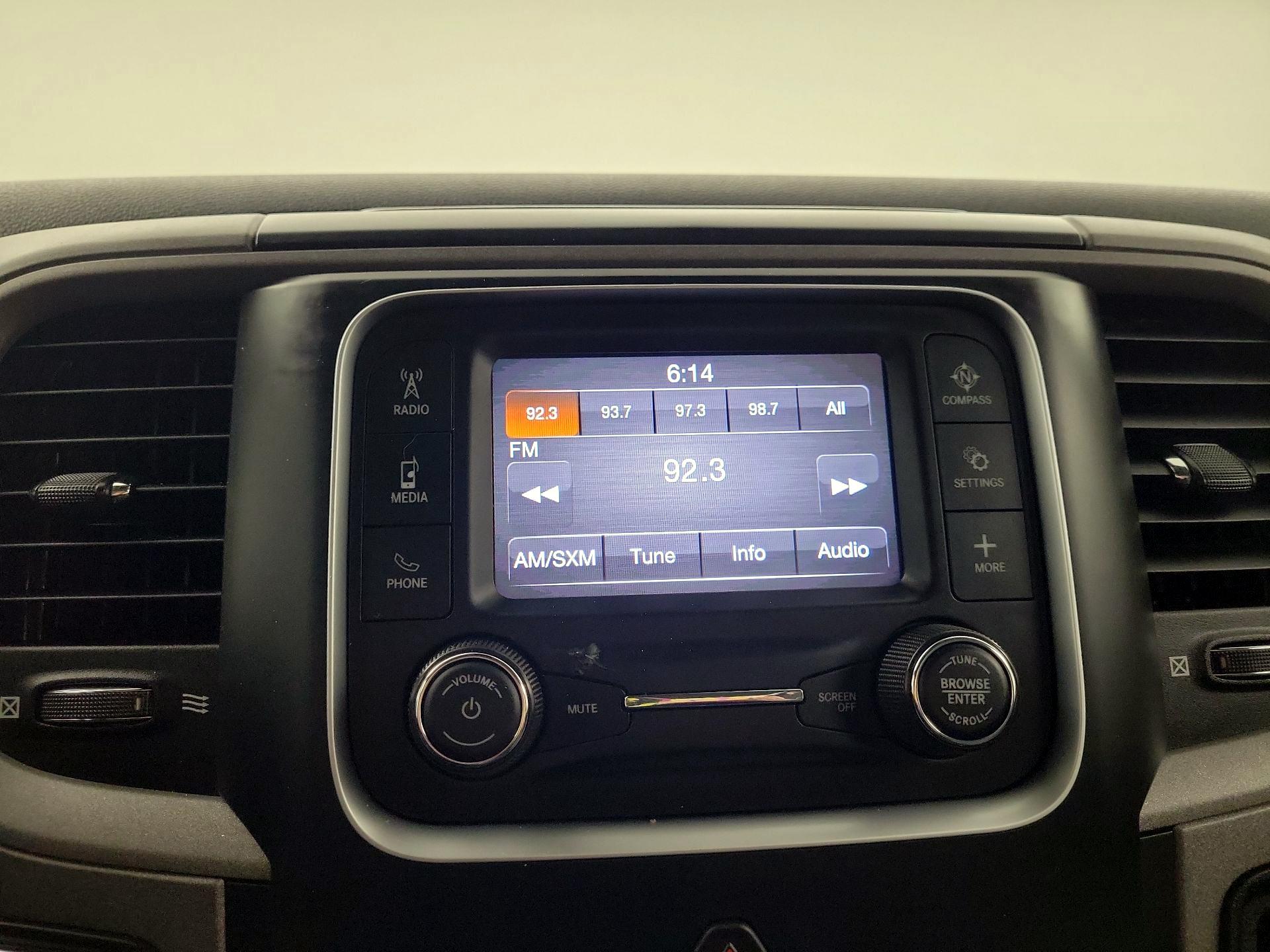 Thumbnail: 2022 RAM 1500 Classic - 13