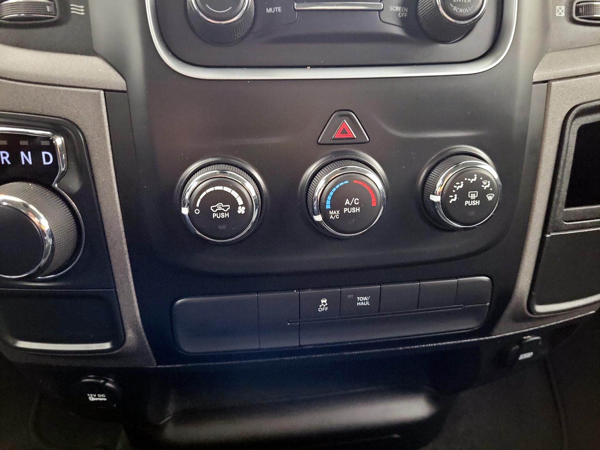 Thumbnail: 2022 RAM 1500 Classic - 14