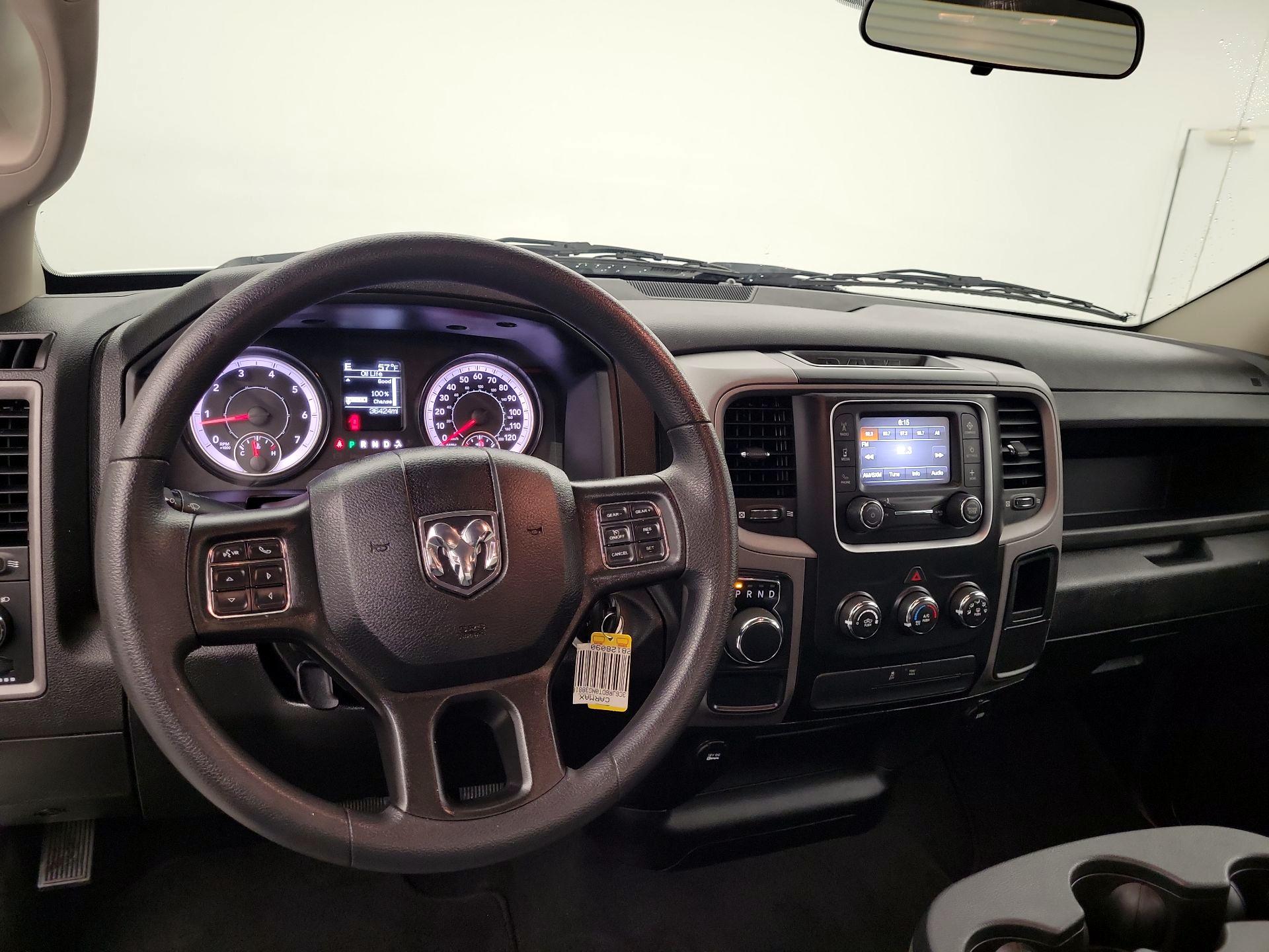 Thumbnail: 2022 RAM 1500 Classic - 8