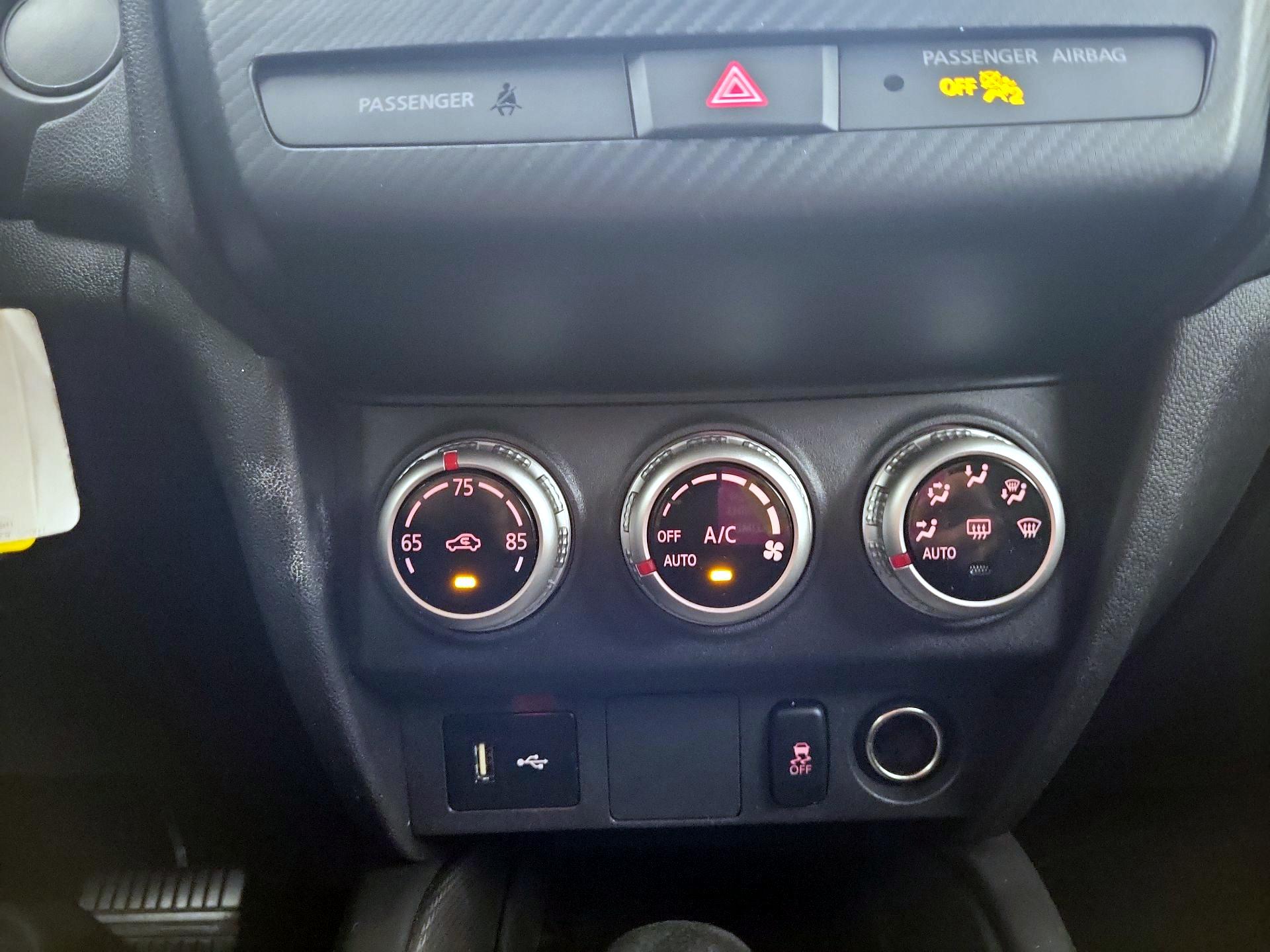 Thumbnail: 2021 Mitsubishi Outlander Sport - 14