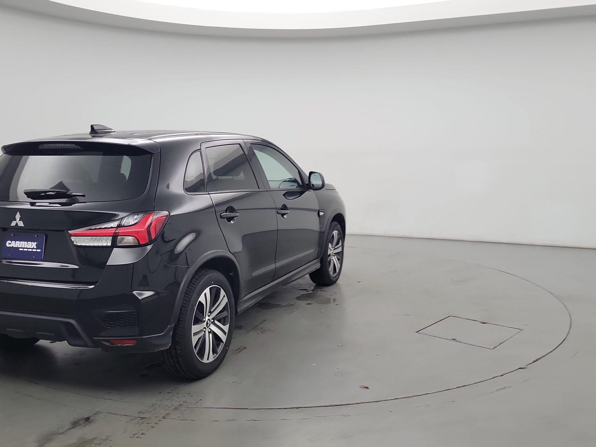 Thumbnail: 2021 Mitsubishi Outlander Sport - 5