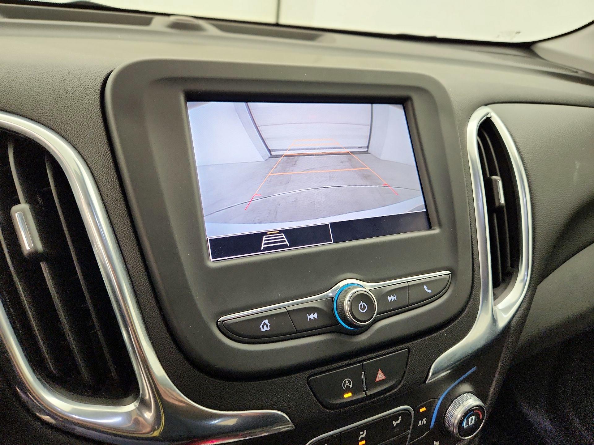 Thumbnail: 2022 Chevrolet Equinox - 14