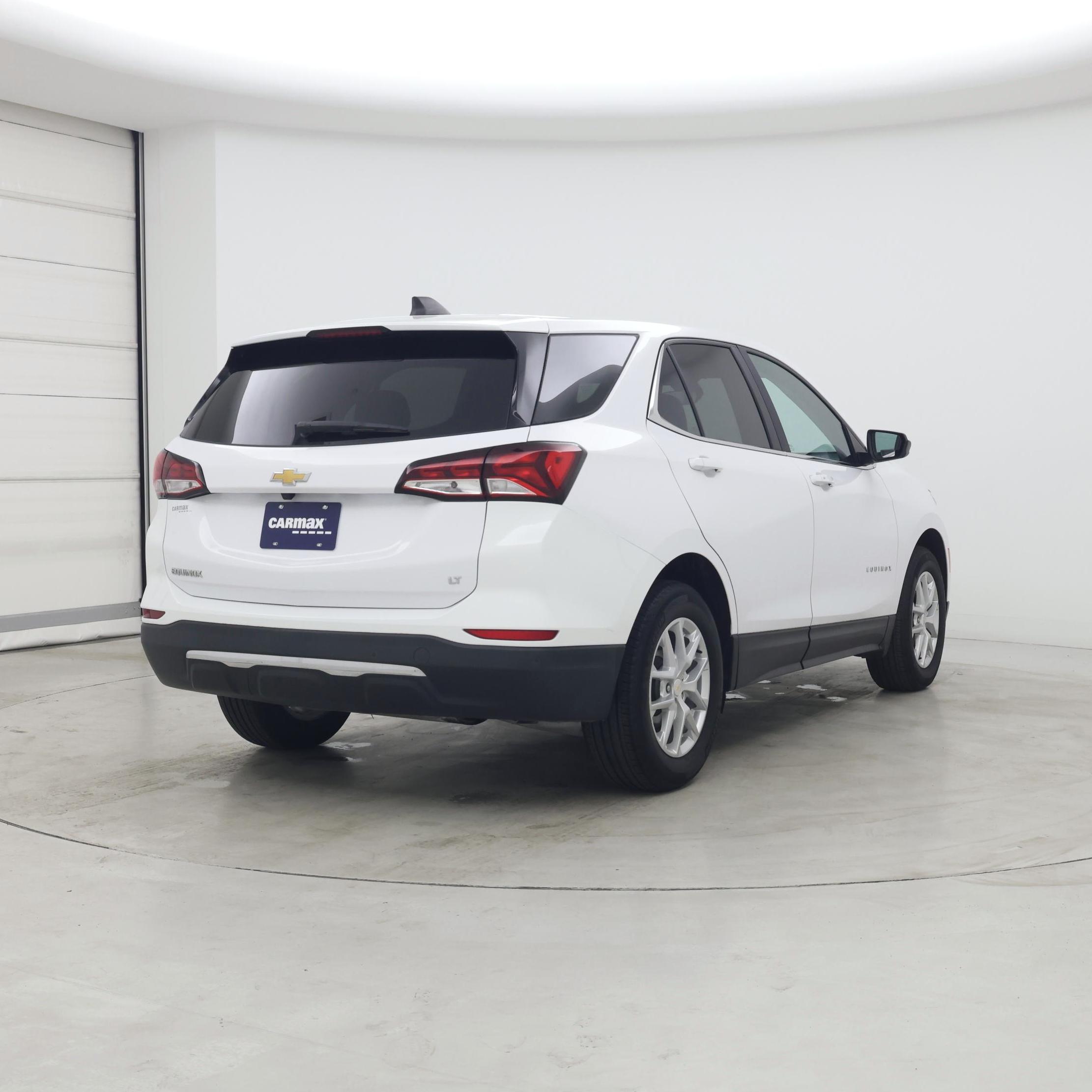 Thumbnail: 2022 Chevrolet Equinox - 8